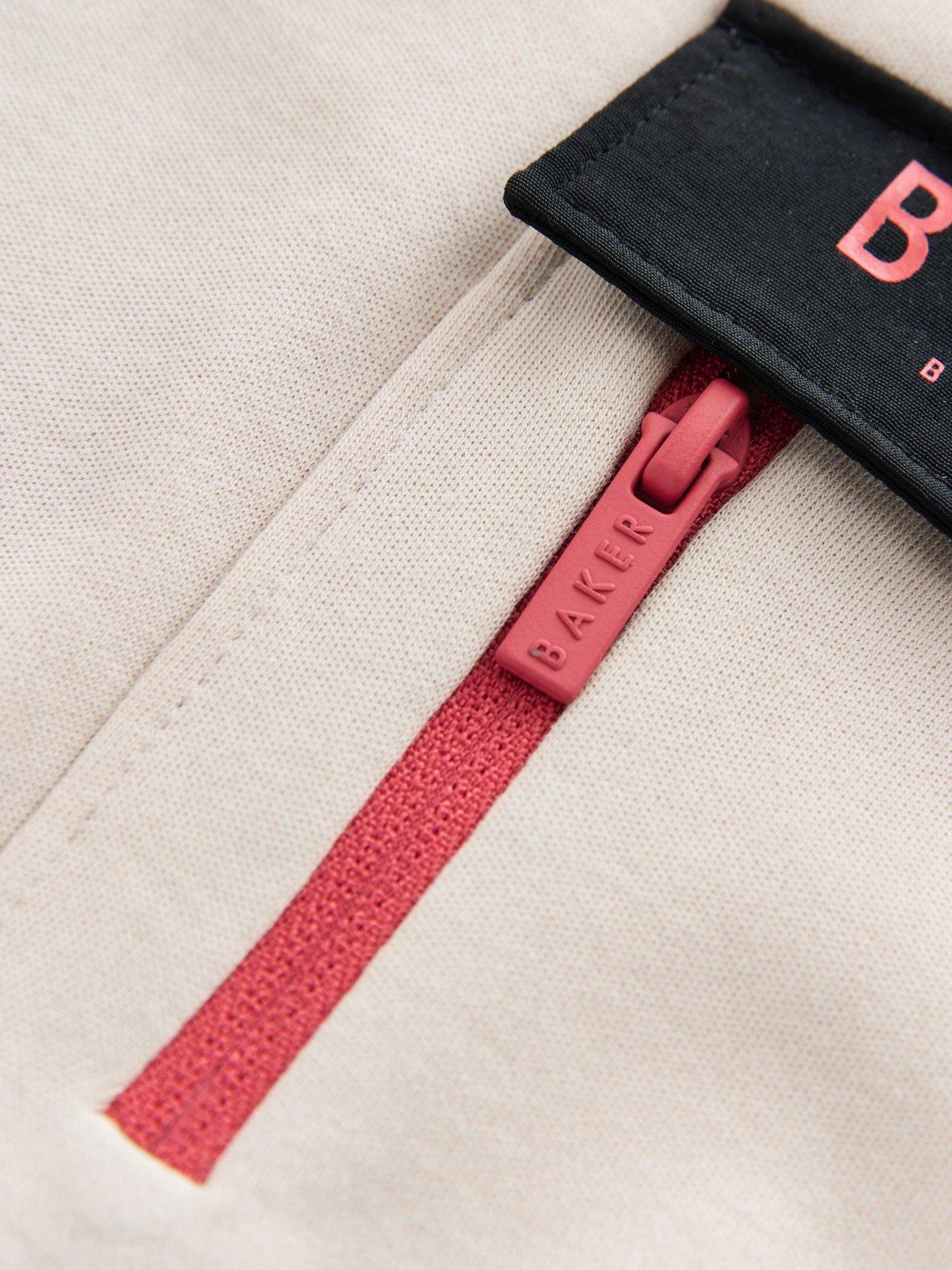 ted-baker-boys-oversized-pocket-t-shirt-creamdetail
