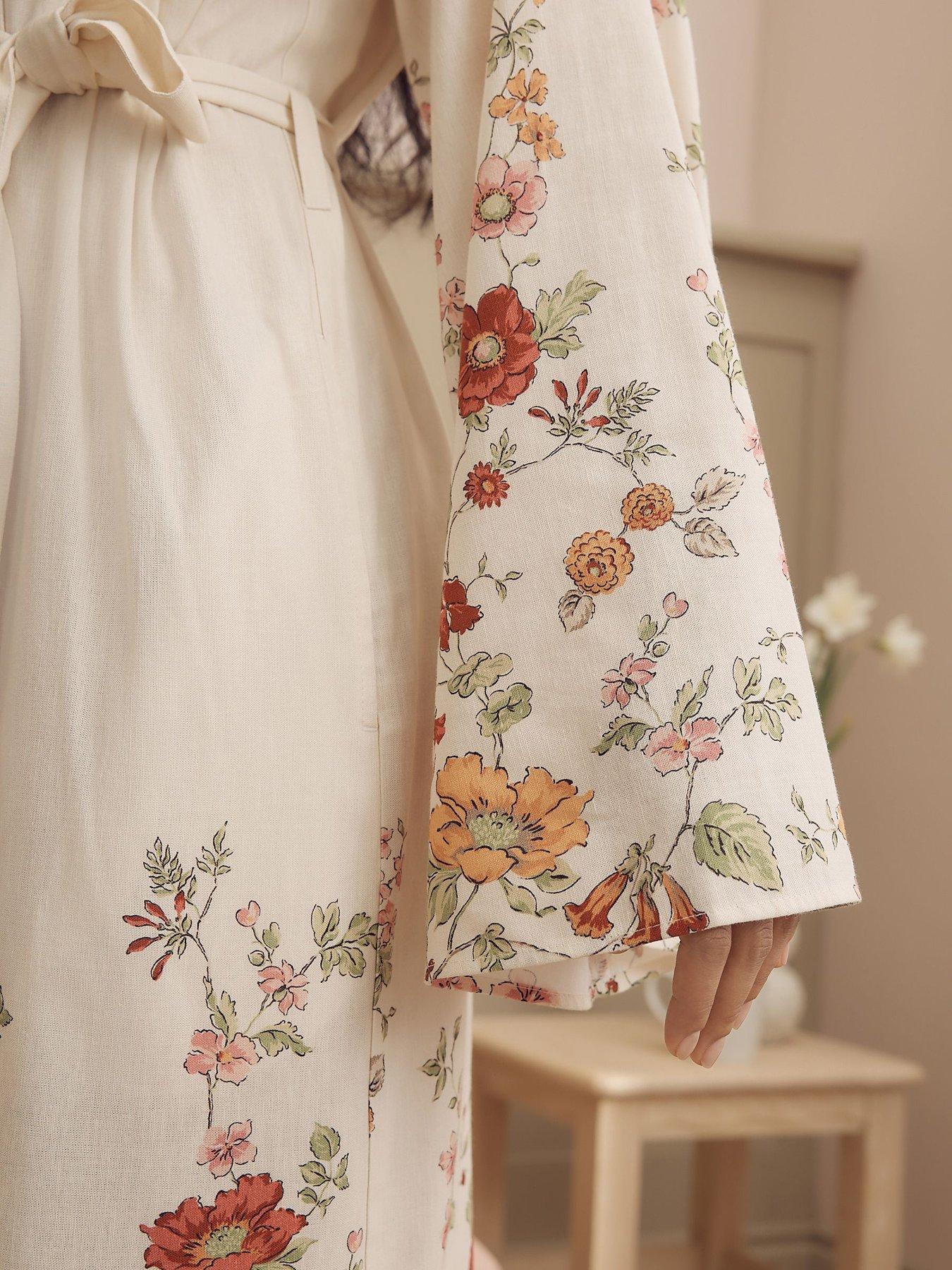 Image 5 of 7 of Laura Ashley Pennywell Robe - Cream