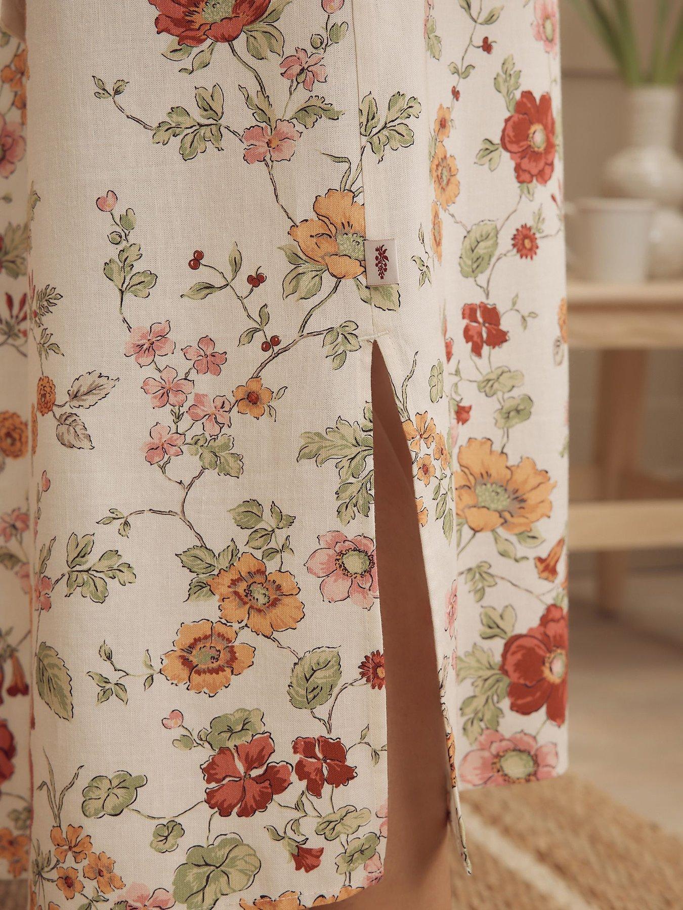 Image 6 of 7 of Laura Ashley Pennywell Robe - Cream