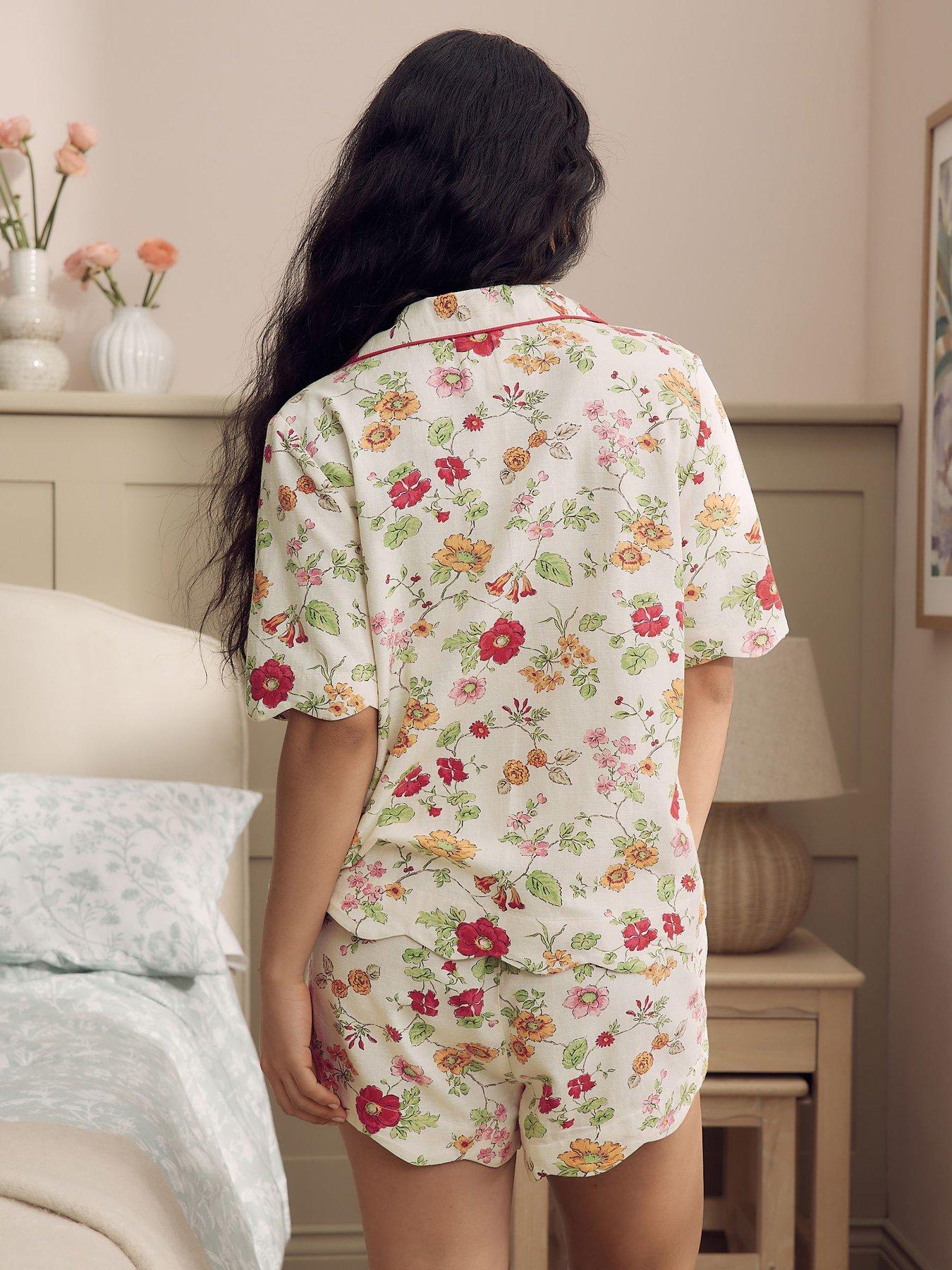 Image 2 of 6 of Laura Ashley Penny Woven Pyjama Set - Red