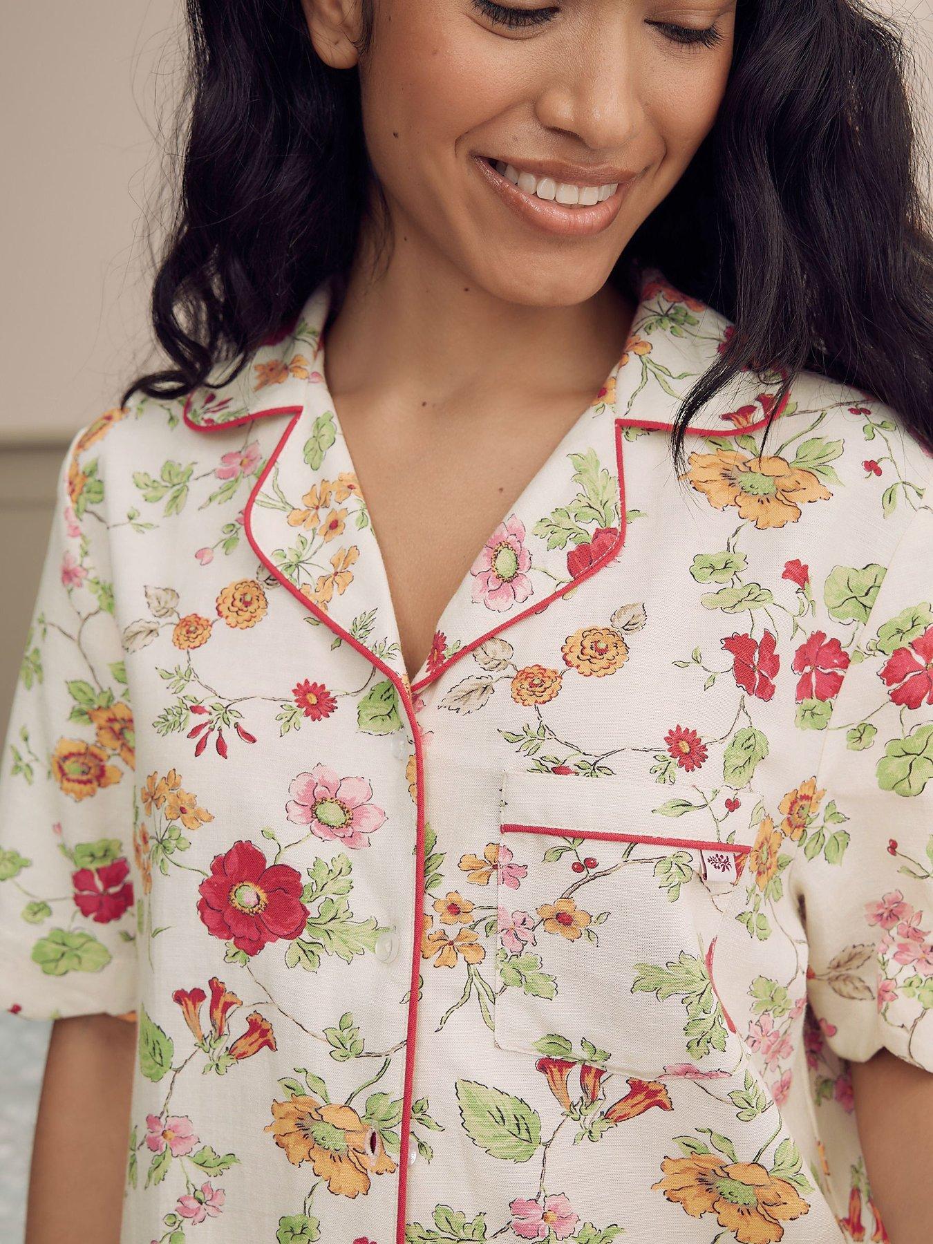 Image 3 of 6 of Laura Ashley Penny Woven Pyjama Set - Red