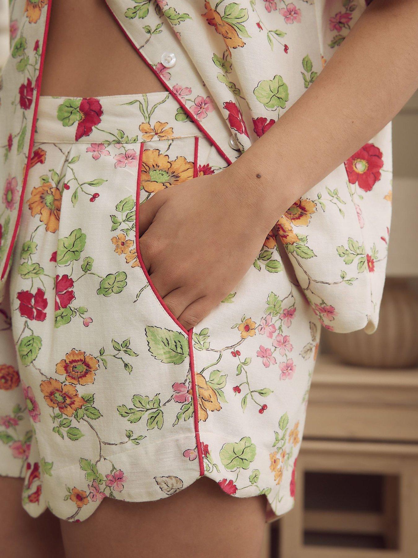 Image 4 of 6 of Laura Ashley Penny Woven Pyjama Set - Red