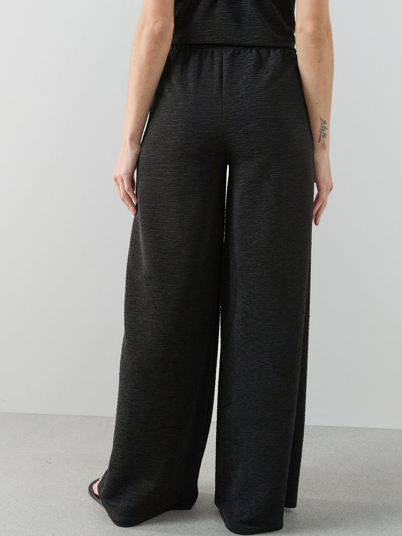 Image 2 of 7 of The Very Collection Textured Wide Leg Trouser Co-Ord - Black