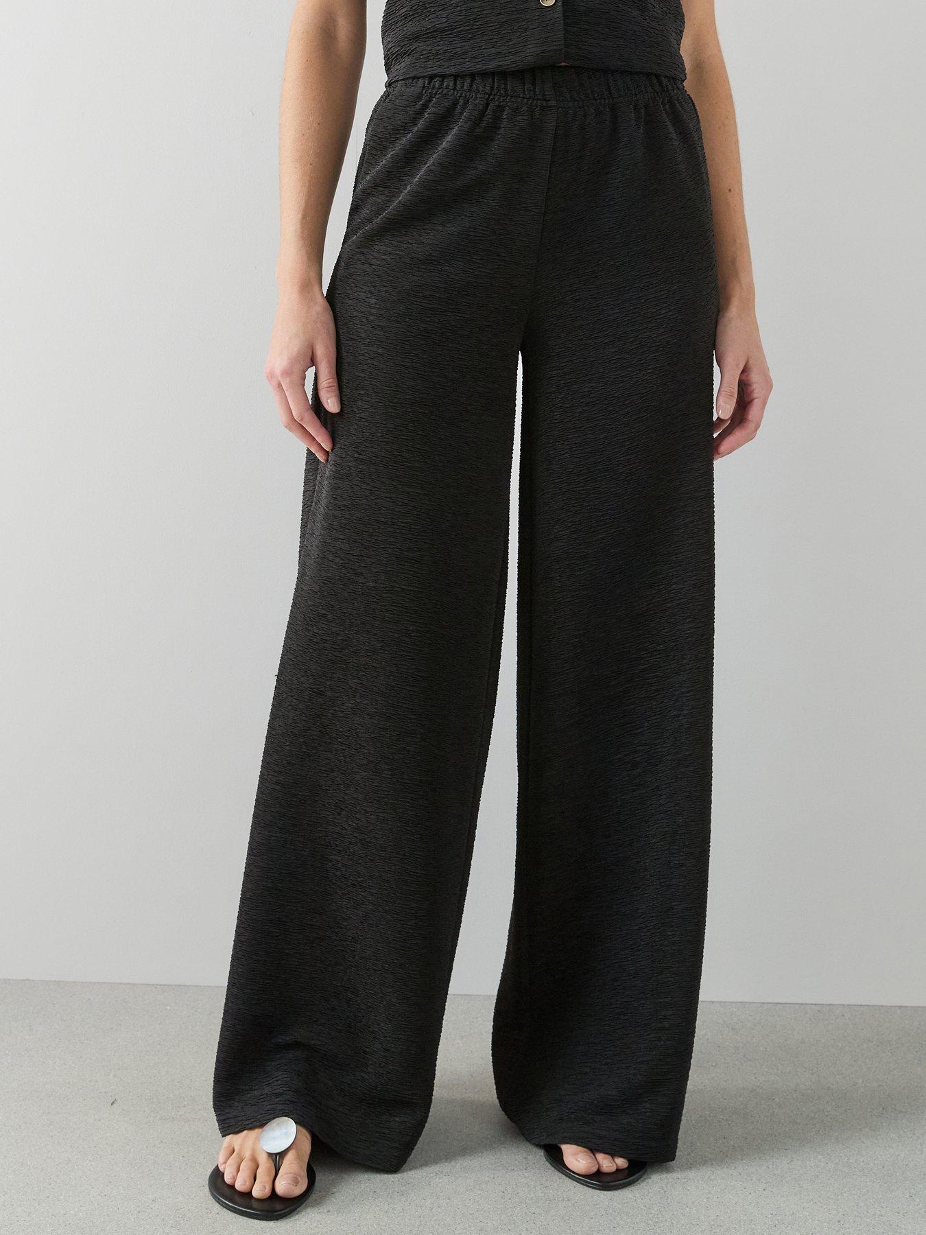 Image 3 of 7 of The Very Collection Textured Wide Leg Trouser Co-Ord - Black
