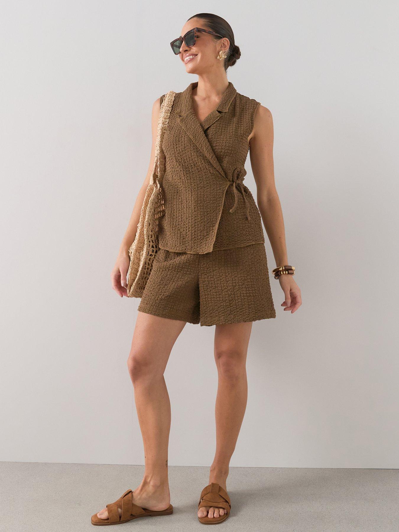 Image 6 of 7 of The Very Collection Textured Stretch Wrap Top Co-ord - Neutral