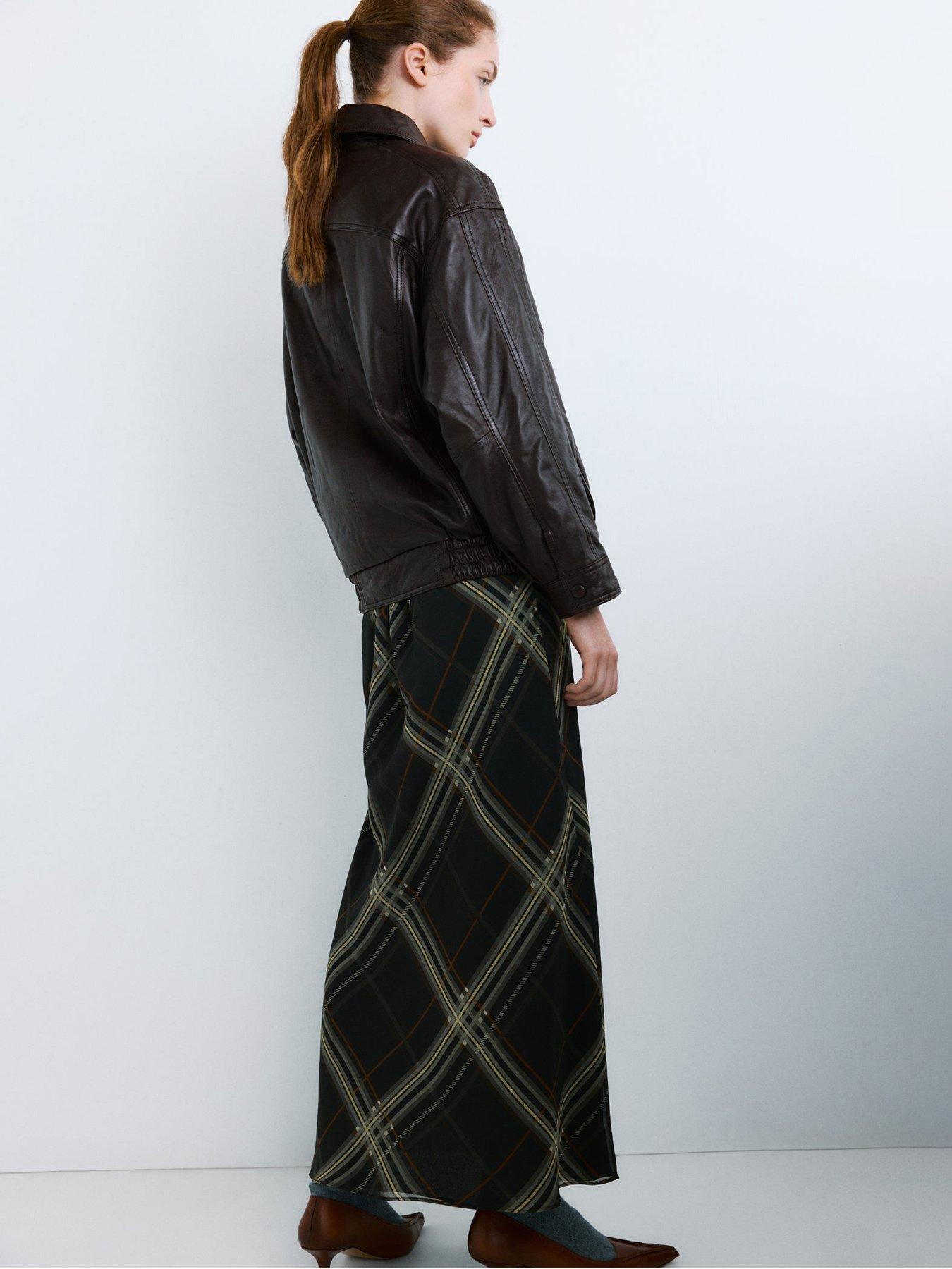 mango-oversized-leather-jacket-brownstillFront