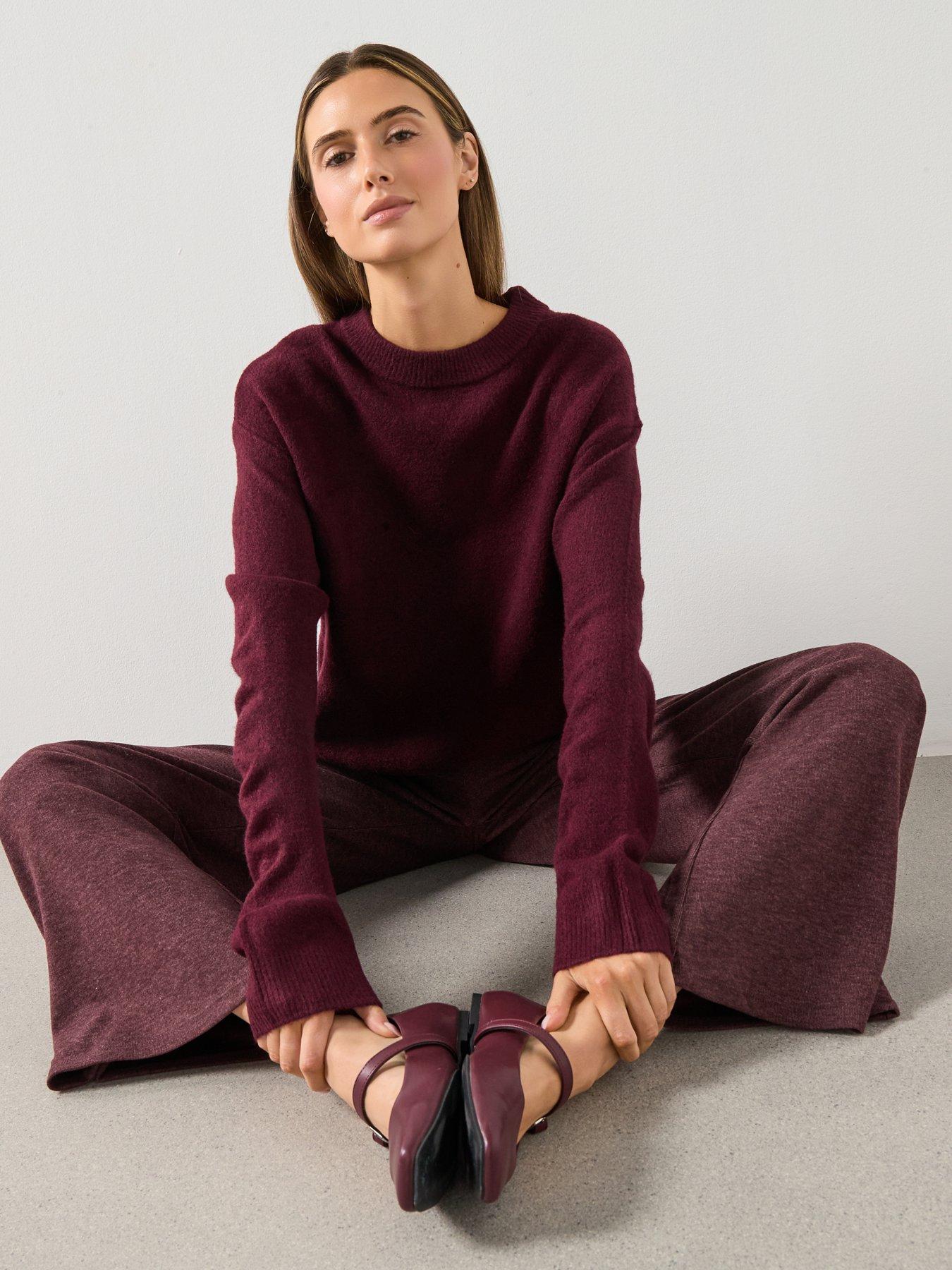 mango-knitted-trousers-with-elastic-waistband--burgundyoutfit