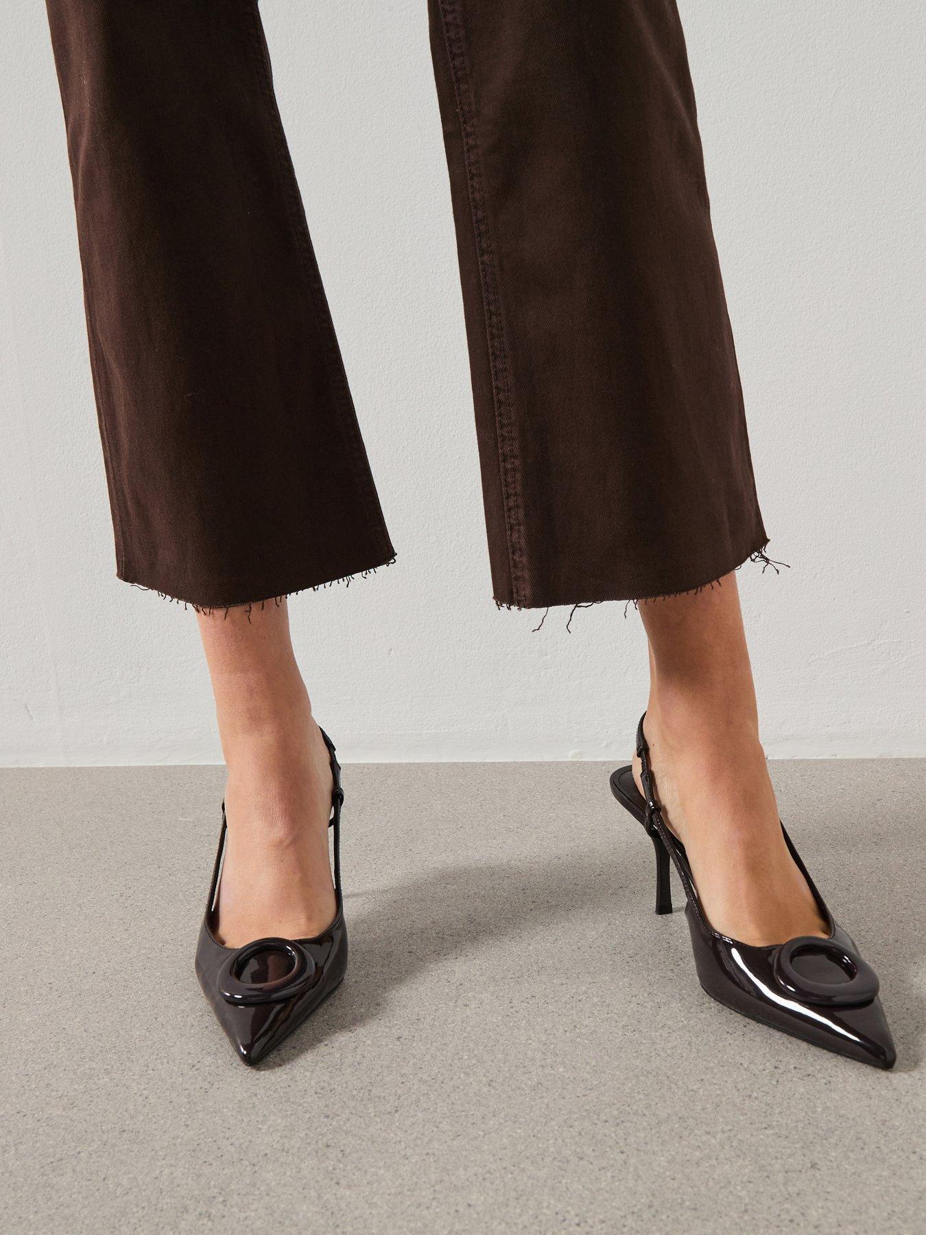 mango-sienna-flared-cropped-jeans-brownoutfit