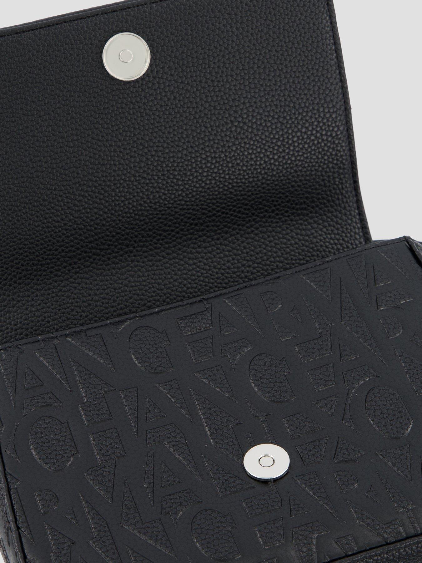 armani-exchange-liz-pebble-crossbody-bagdetail