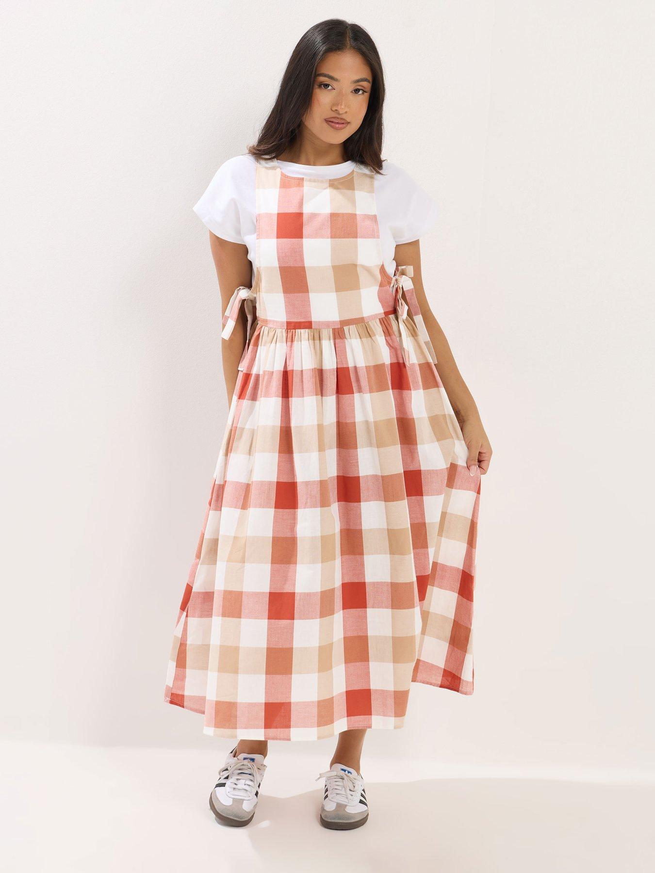 Image 3 of 6 of PixieGirl Petite Check Side Tie Midi Dress - Pink