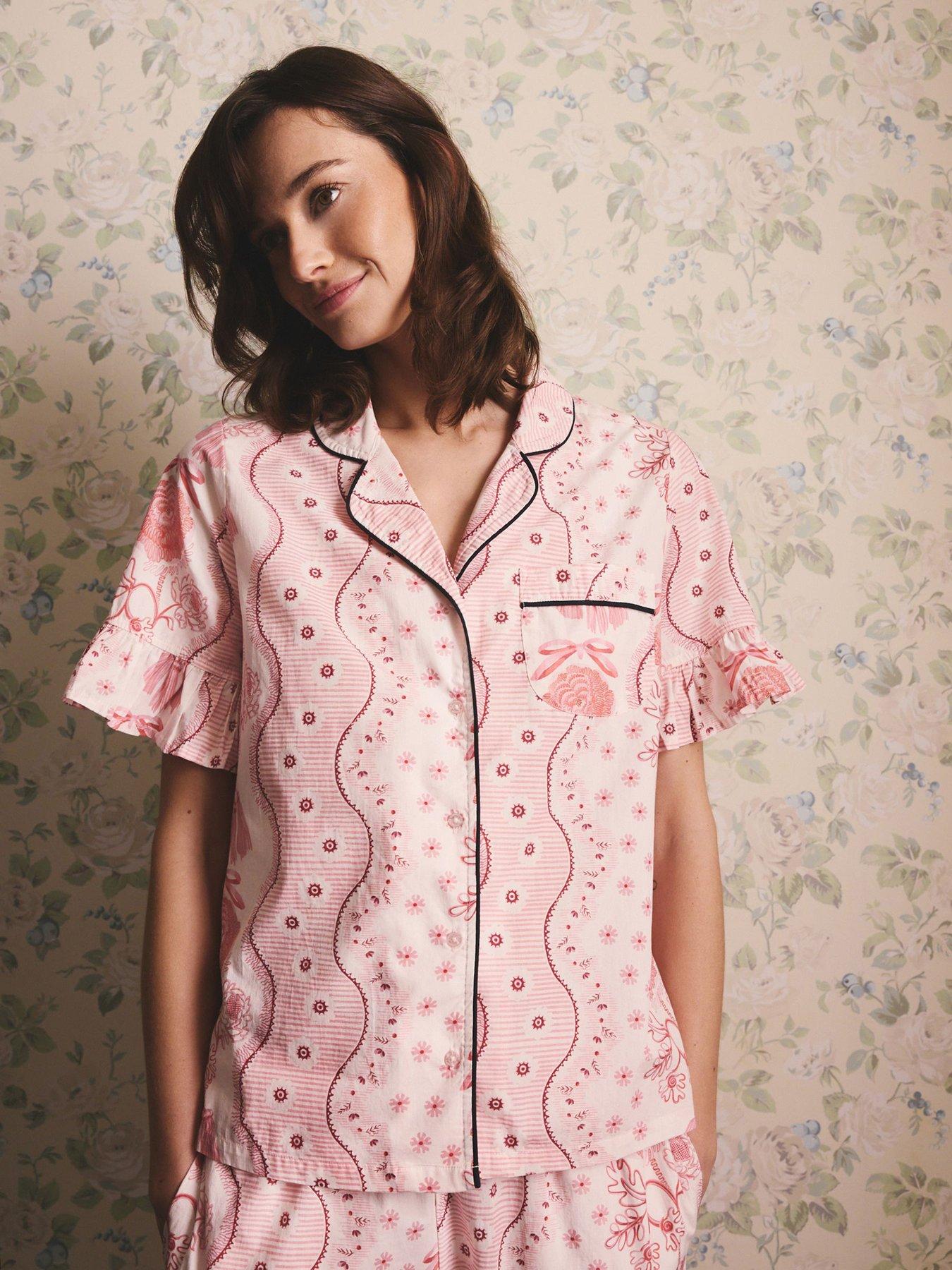 cath-kidston-button-through-pyamaj-set-spitalfields-silk-print-pinkoutfit