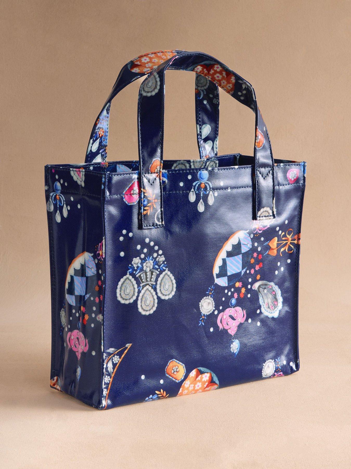 Image 4 of 6 of Cath Kidston Small Bookbag Little Treasures Print - Navy