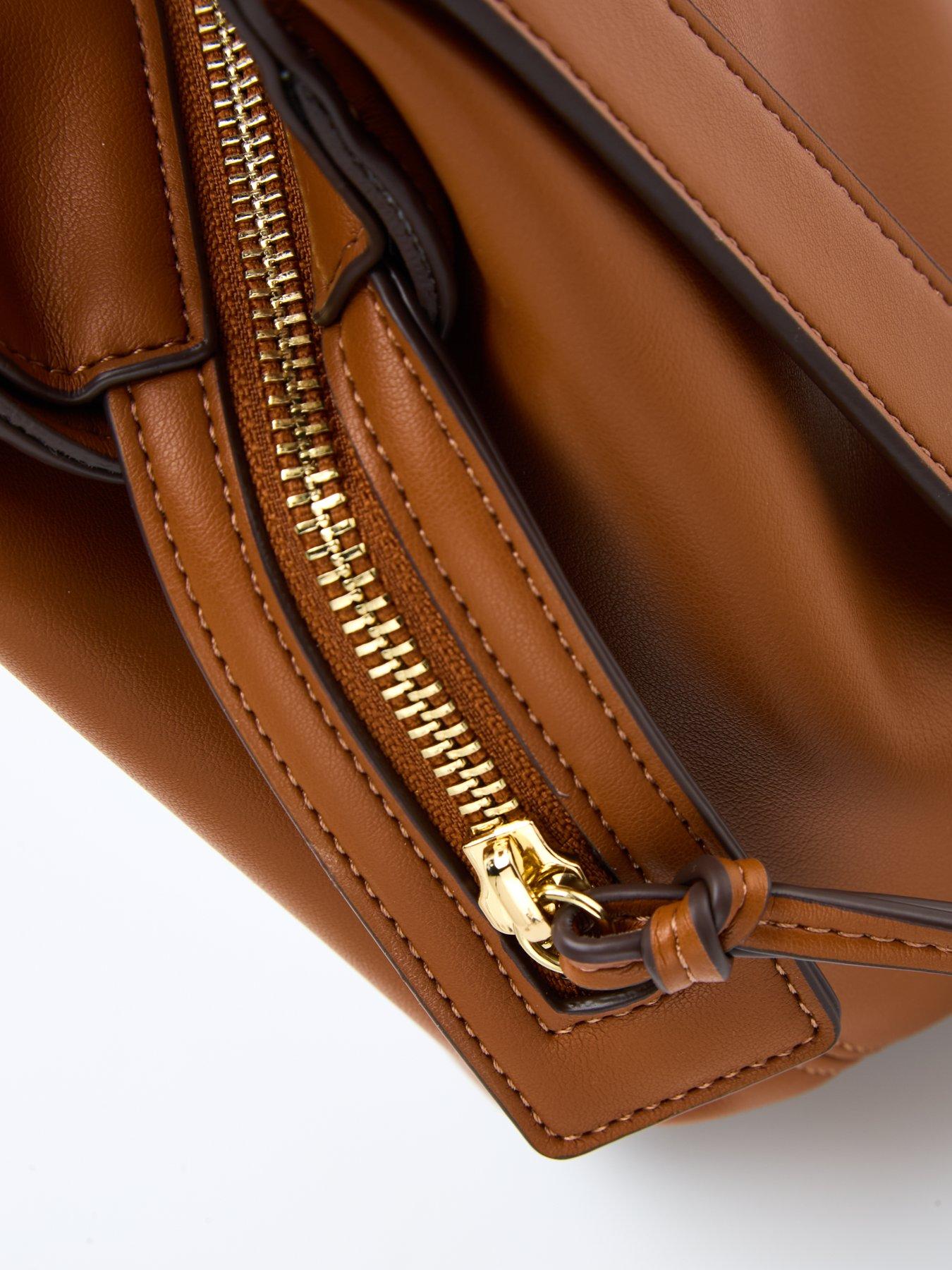 armani-exchange-alice-shopping-bag-browndetail