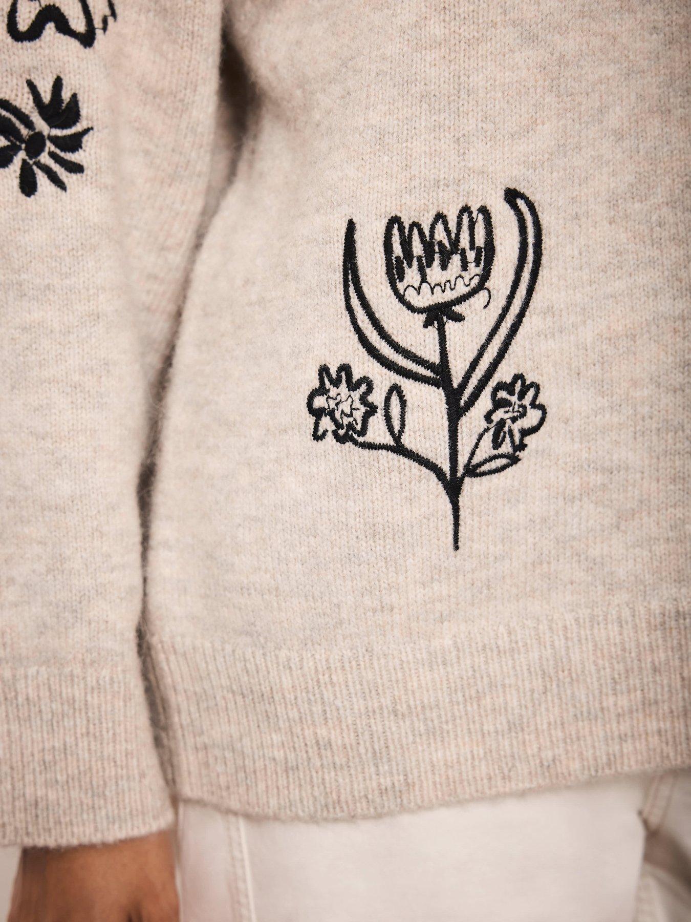 mint-velvet-neutral-embroidery-jumper-creamoutfit