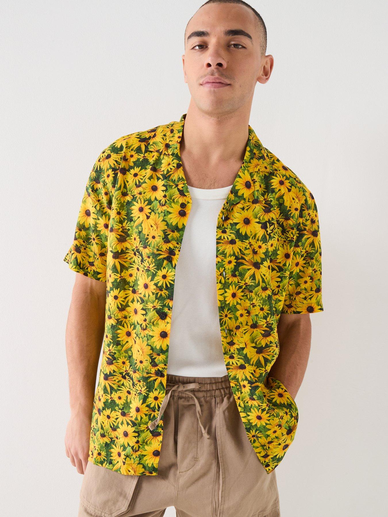 Lyle & Scott Wild Garden Print Resort Shirt - Yellow