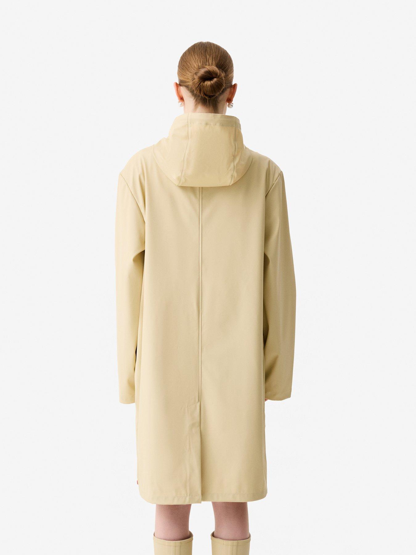 hunter-andrea-pu-rain-coat-gravelstillFront