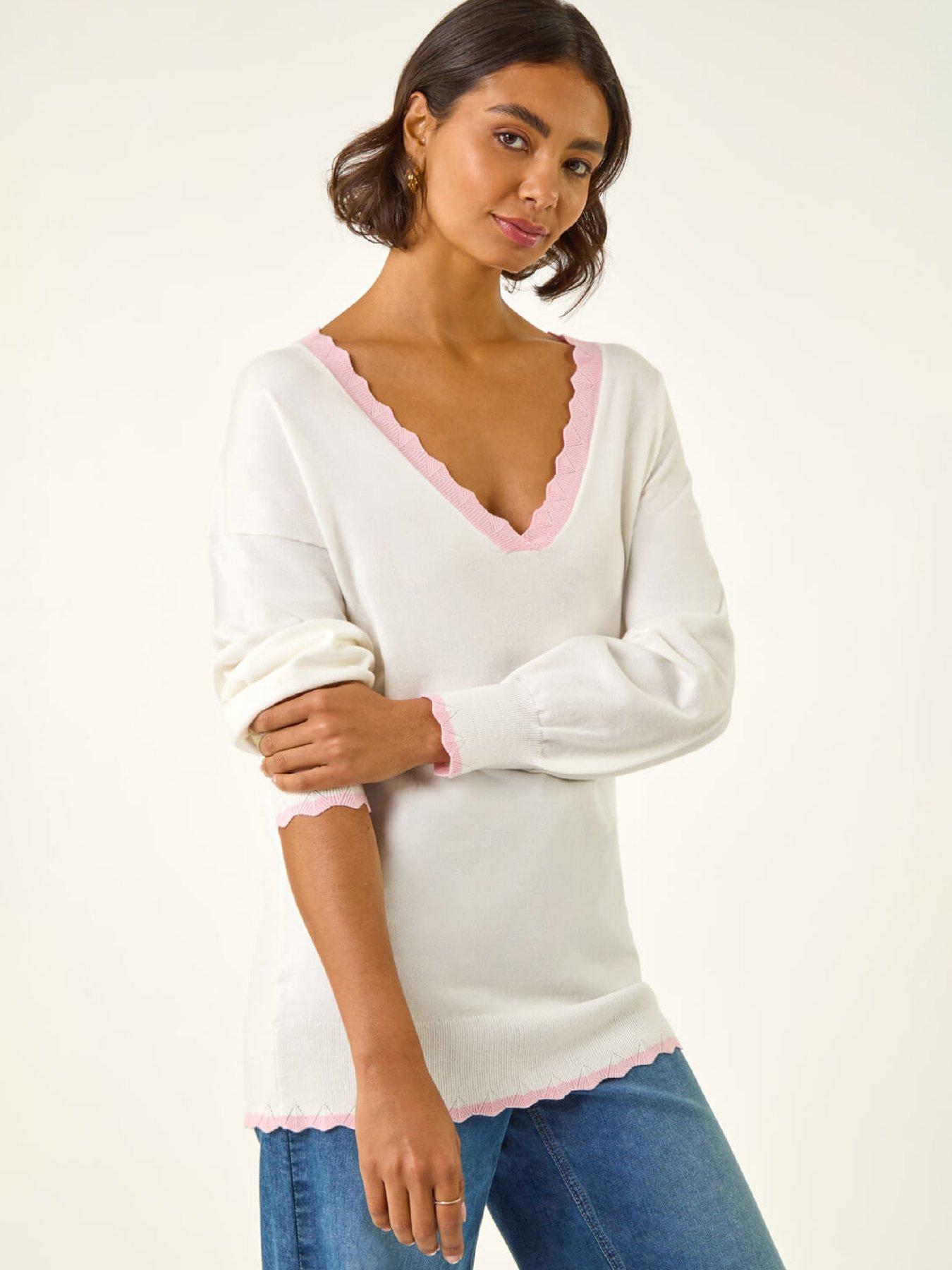 Roman V-neck Scalloped Boyfriend Jumper - Ivory