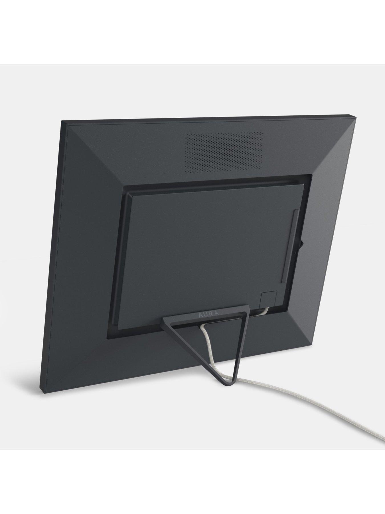 aura-walden-uk-by-auraback