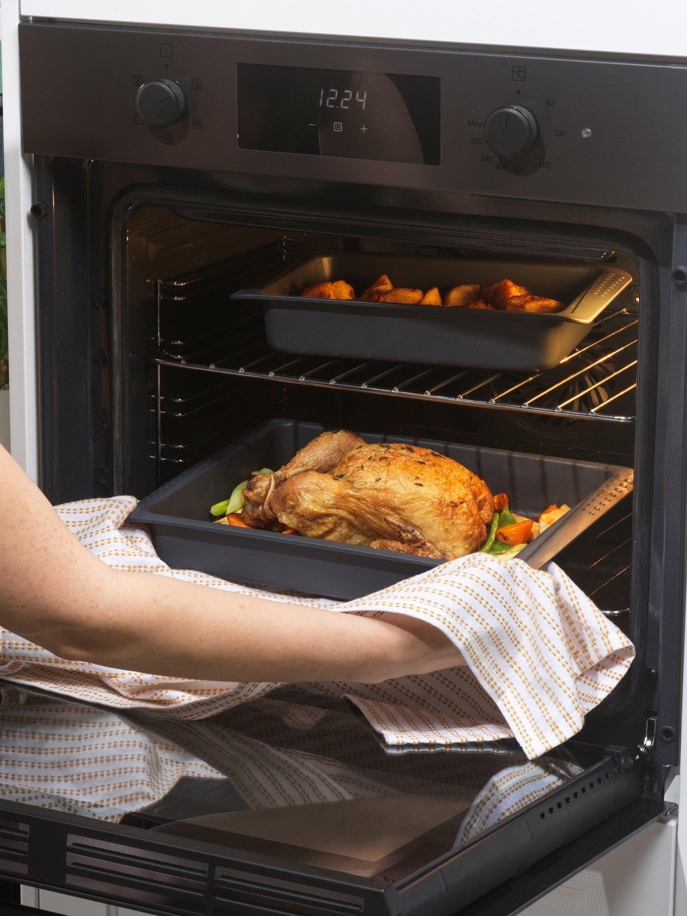 russell-hobbs-rh-shield-2pc-roaster-setoutfit