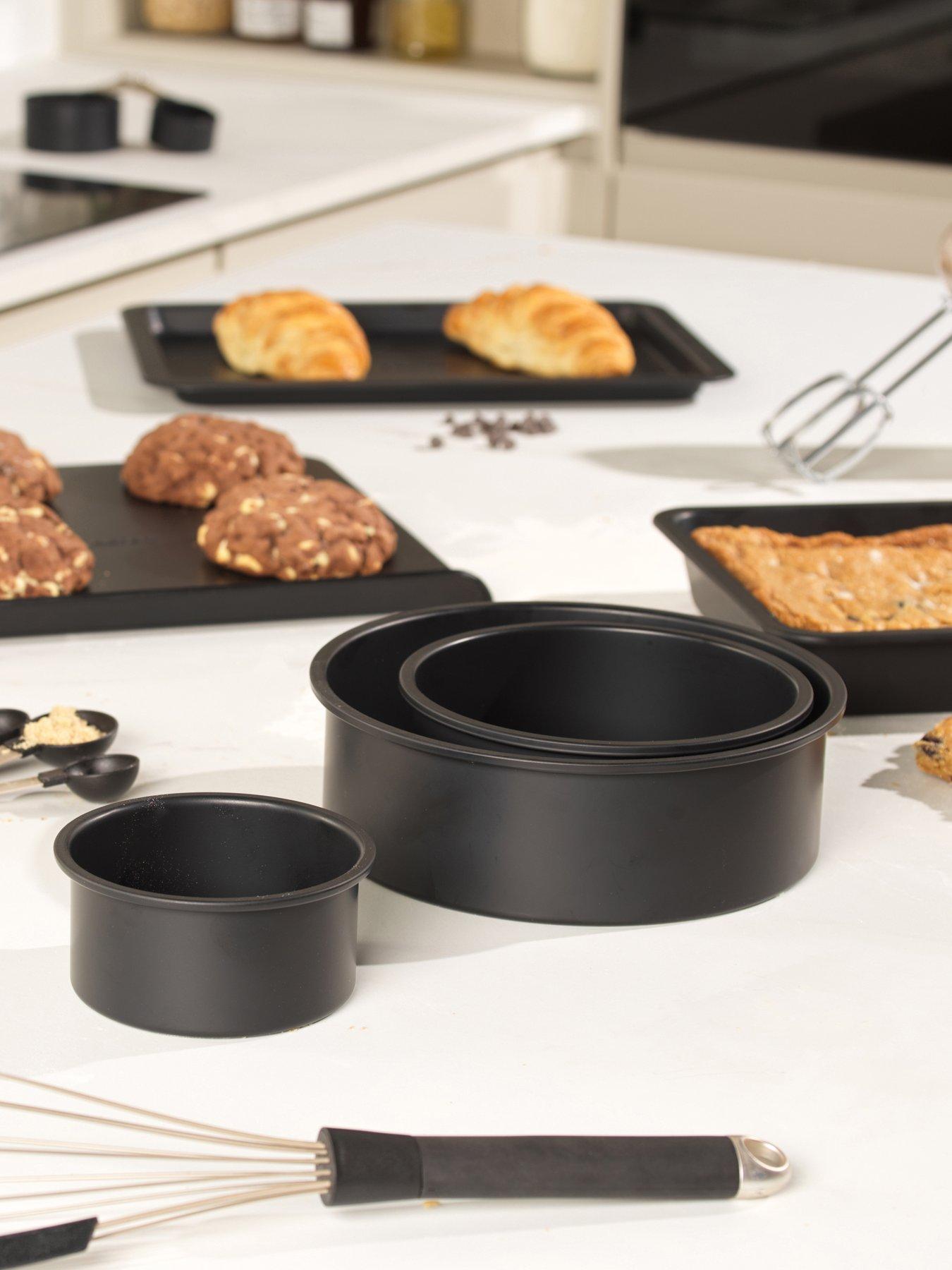salter-salter-bakes-3pc-round-pan-set