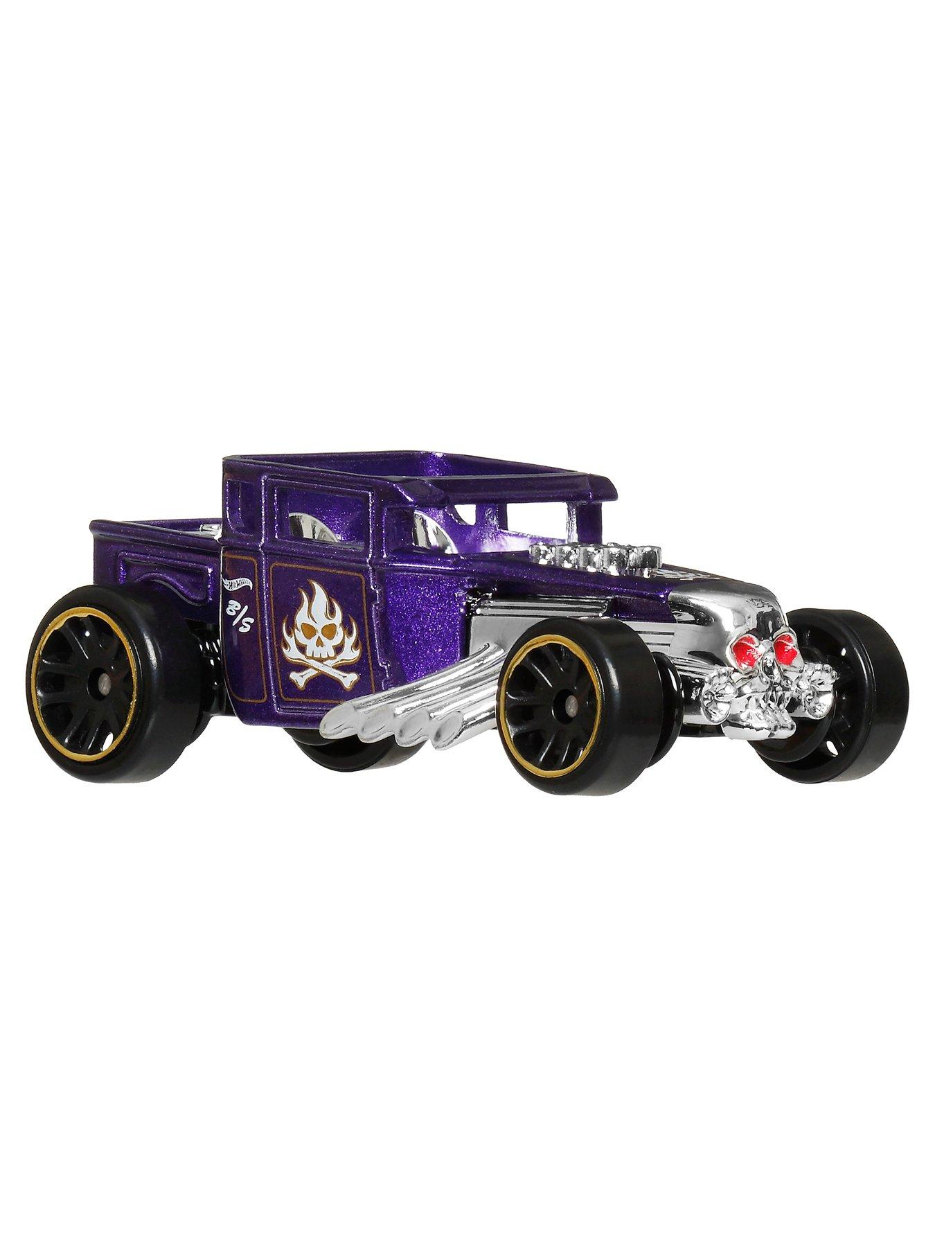 Image 7 of 7 of Hot Wheels Hot Wheels 1:64 Scale Die-Cast Toy Cars &amp; Trucks, Set of 6 HW Legends Vehicles (Styles May Vary) [Walmart Exclusive]