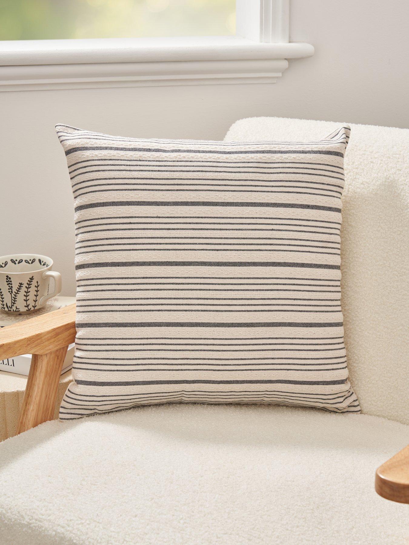 The Very Collection Norma Cushion