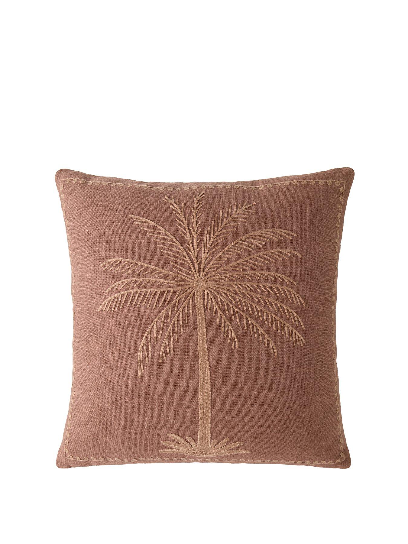 the-very-collection-palm-springs-cushionfront