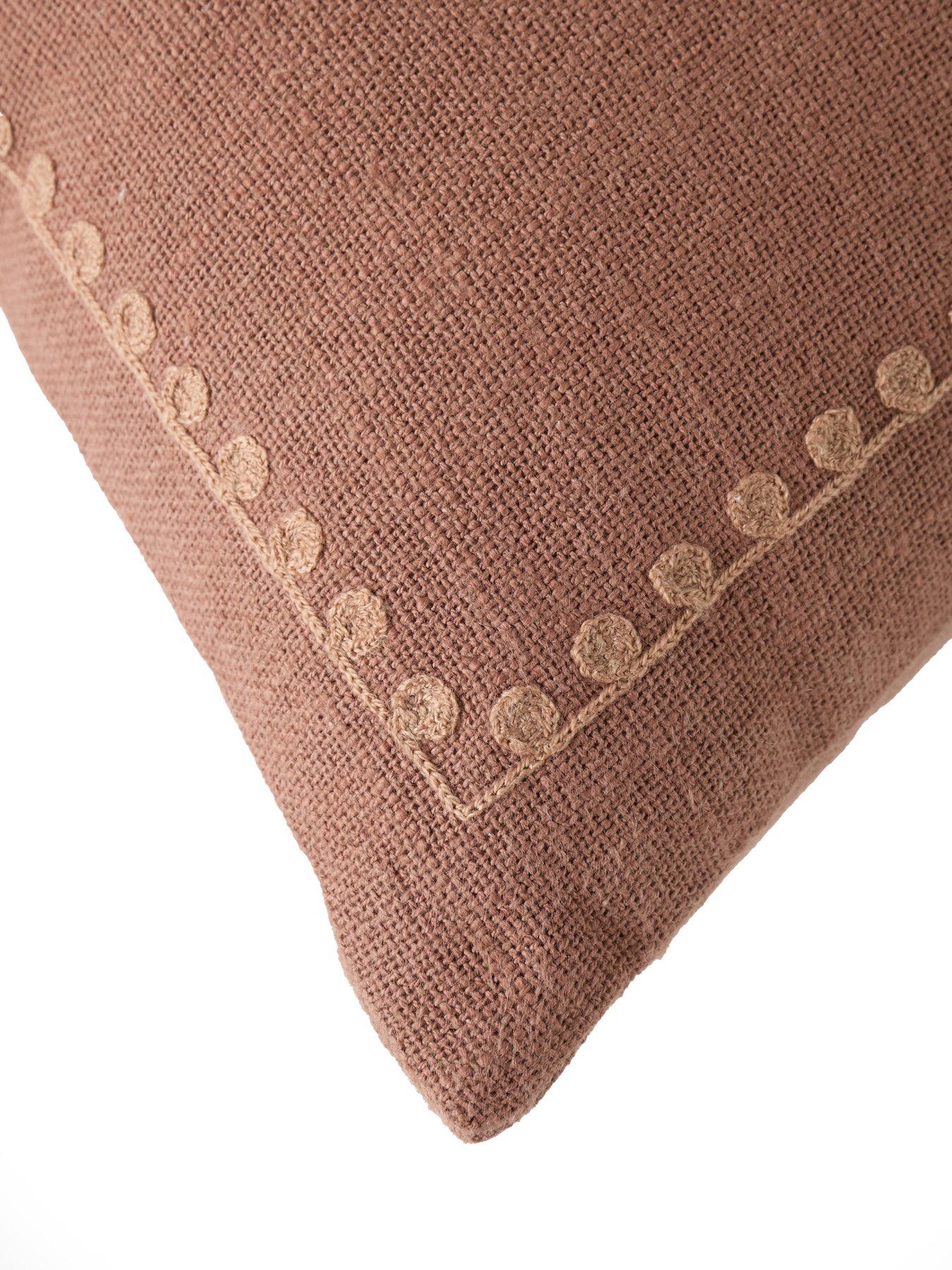 the-very-collection-palm-springs-cushionback