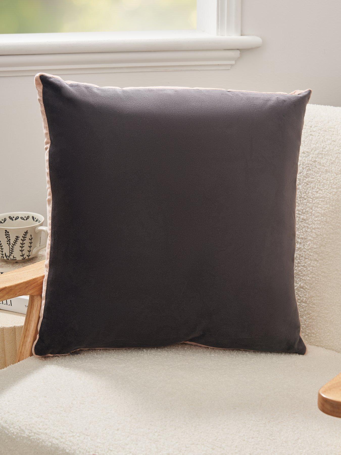 the-very-collection-kenworthy-velvet-cushionfront