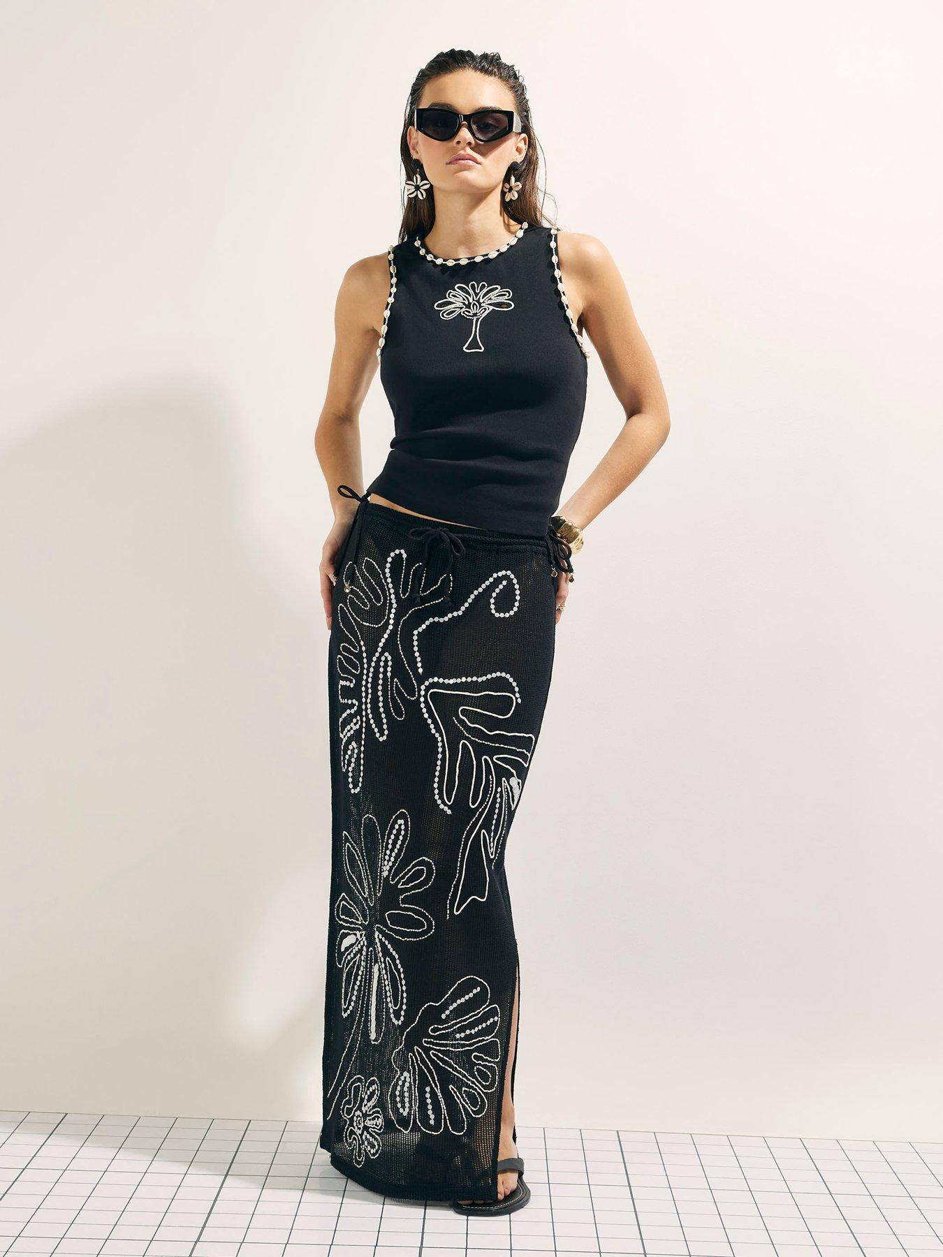river-island-cutwork-palm-tree-ribbed-vest-blackfront