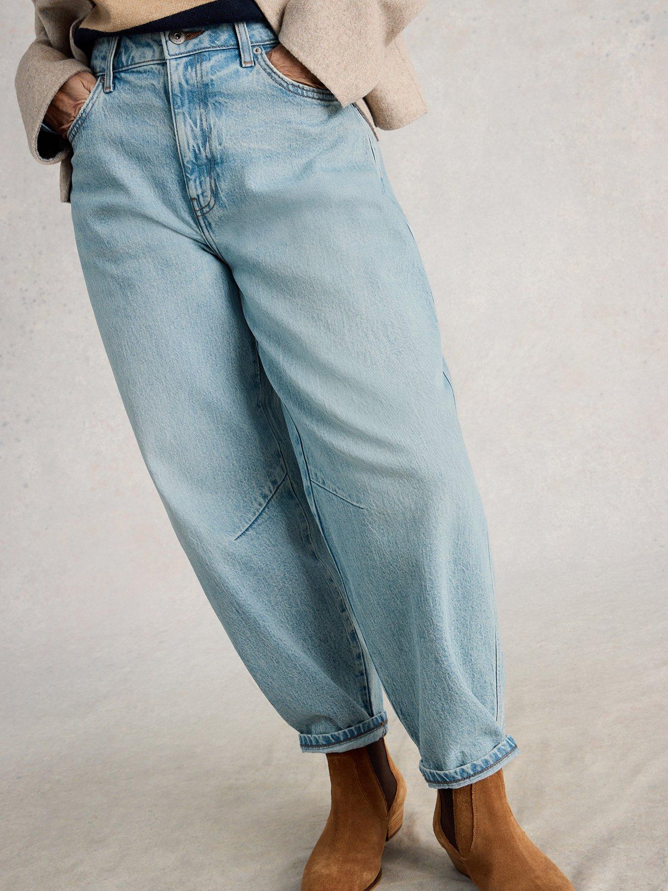 white-stuff-aubrey-barrel-leg-jeanfront