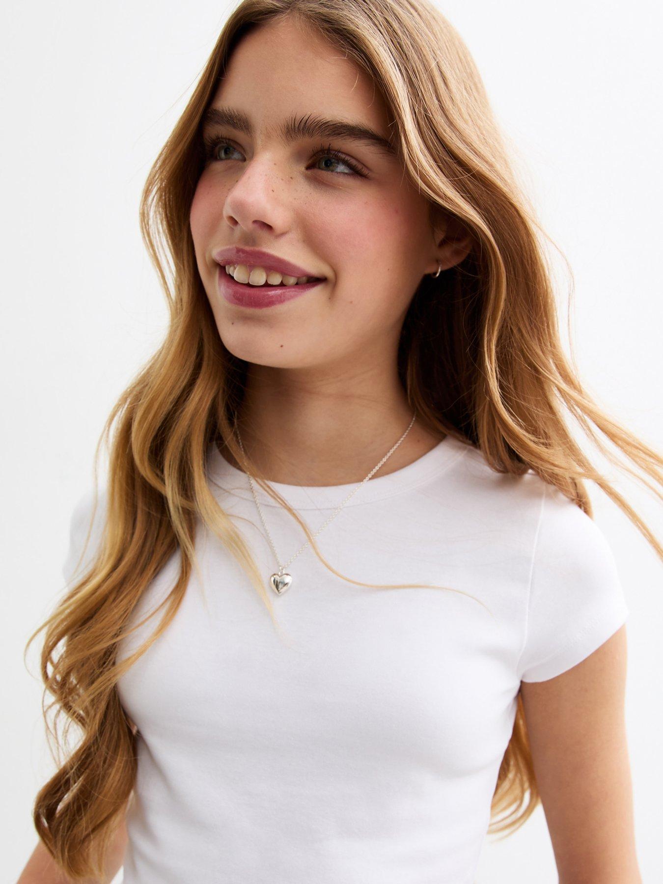 Image 4 of 7 of New Look 915 Girls White Cap Sleeve Baby Tee Top