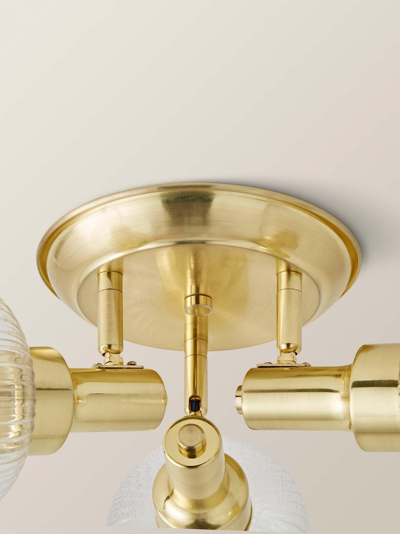 valuelights-calpe-3-way-antique-brass-adjustable-ceiling-spotlight-with-ribbed-clear-shadesdetail
