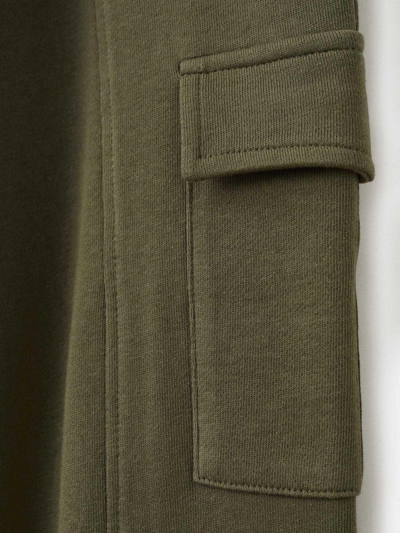 mango-boys-pocket-straight-fit-joggers-khakioutfit