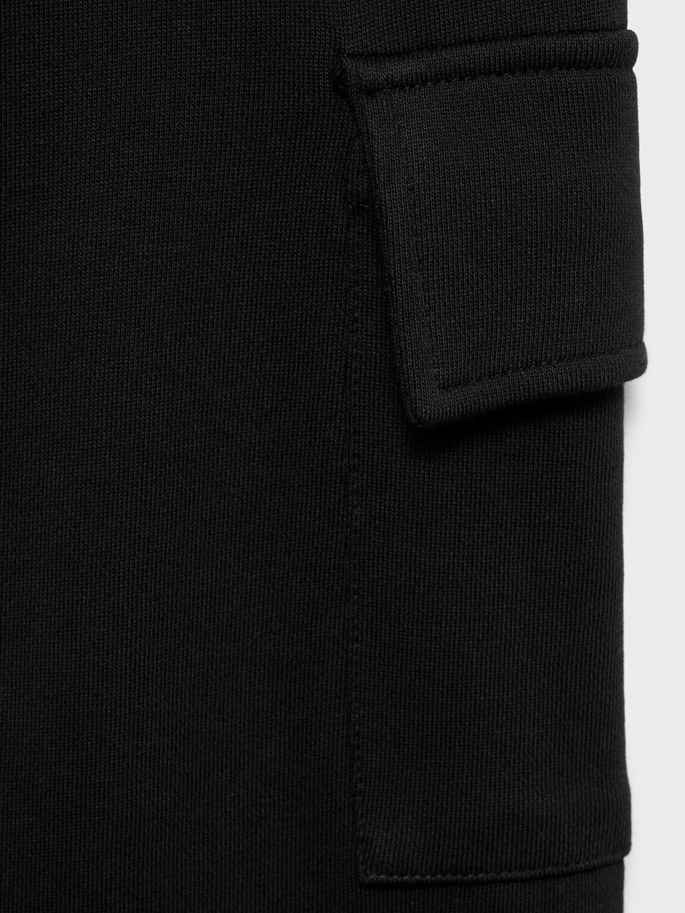 mango-girls-wide-leg-cargo-joggers-blackdetail