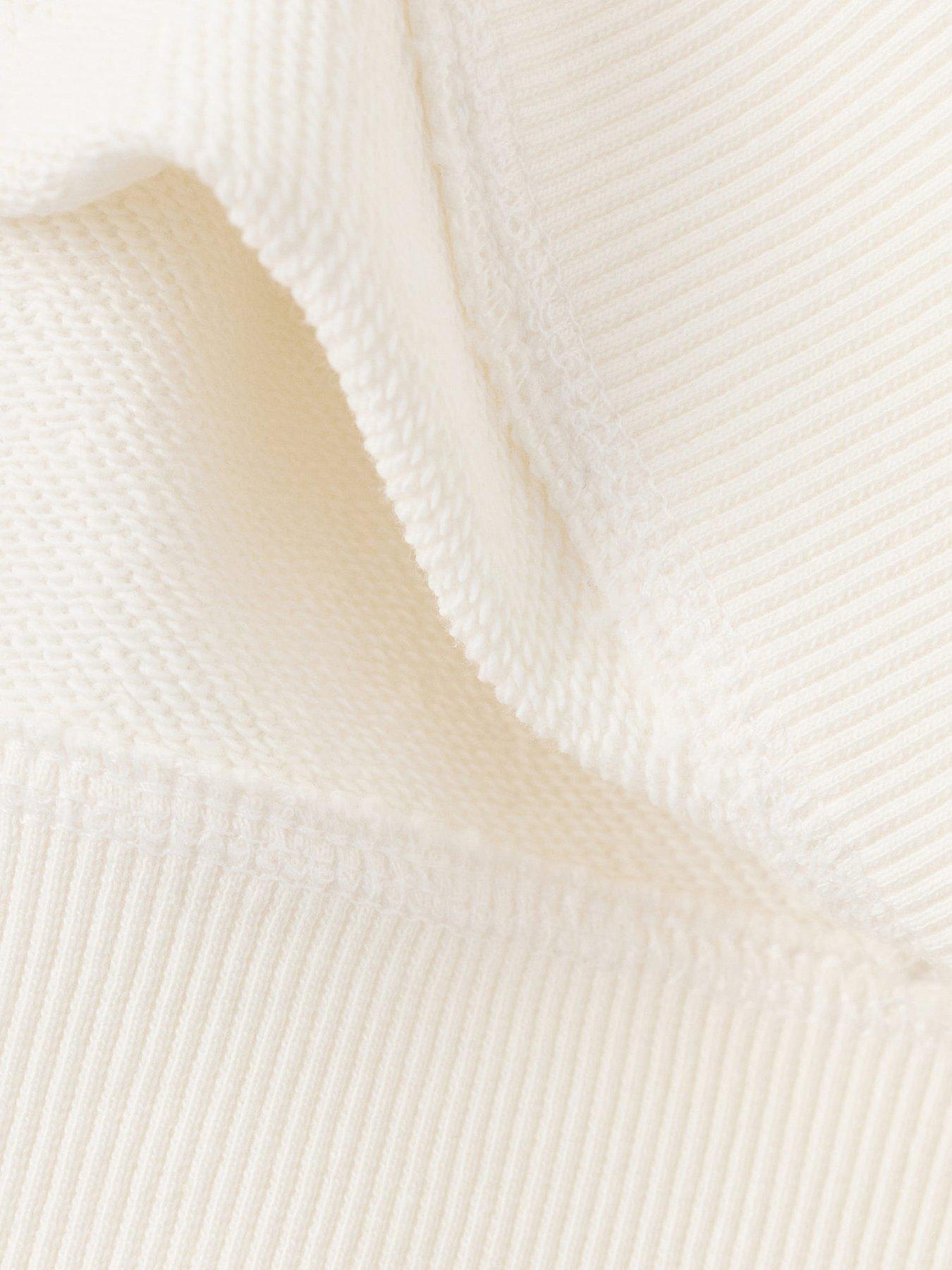 mango-younger-boys-east-coast-sweatshirt-light-creamoutfit