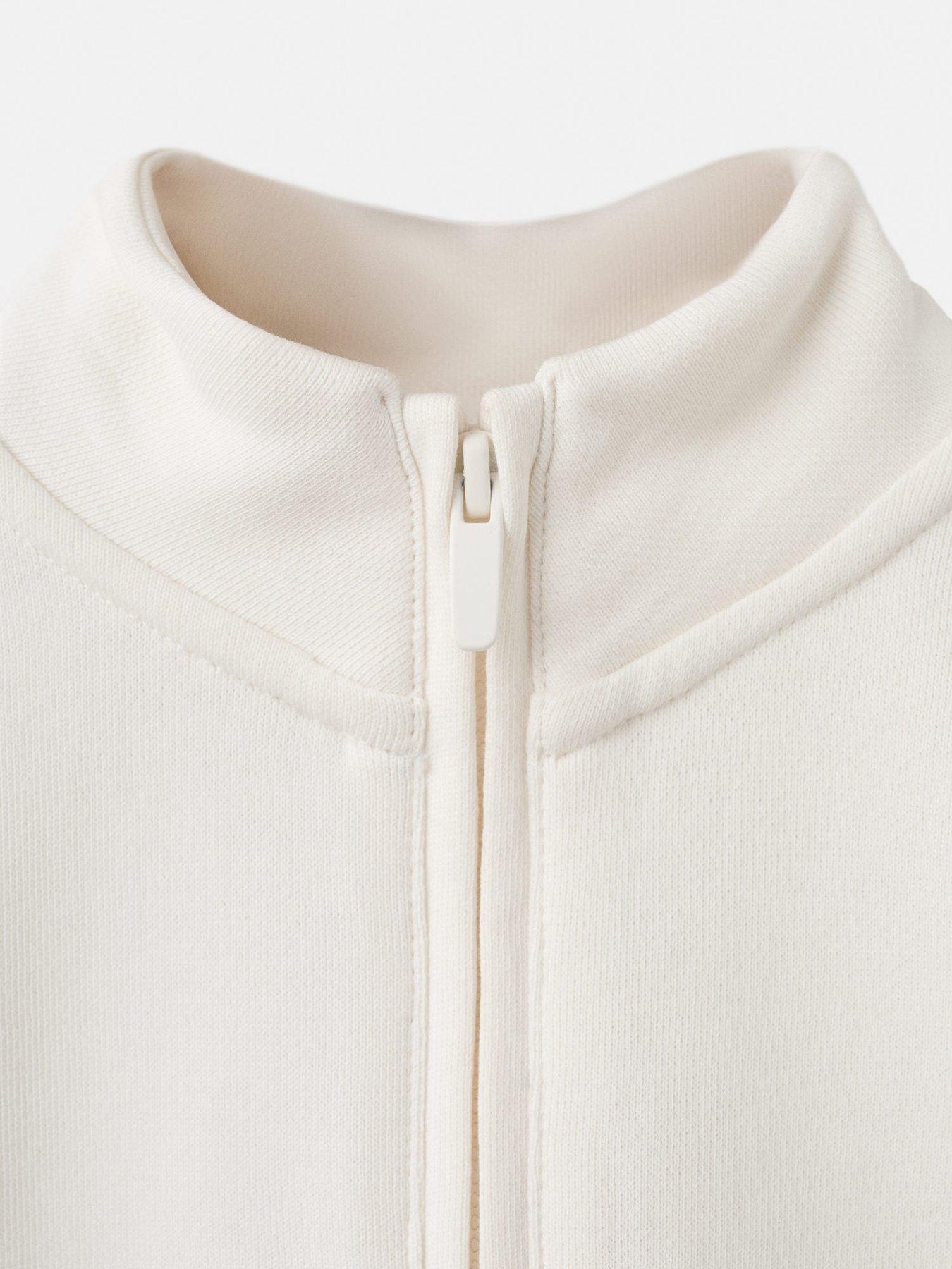 mango-younger-boys-pasta-funnel-neck-sweatshirt-light-creamoutfit
