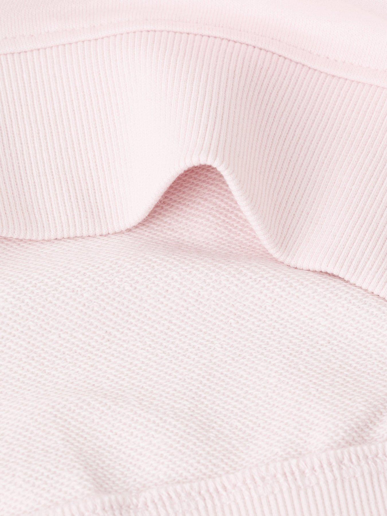 mango-girls-love-more-graphic-sweatshirt-light-pinkoutfit