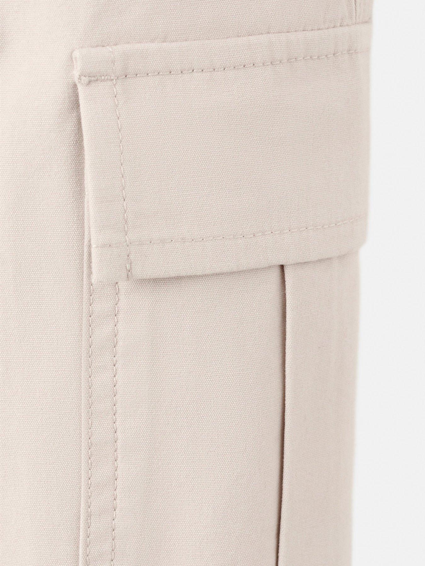 mango-boys-wide-fit-combat-trousers-light-beigeoutfit