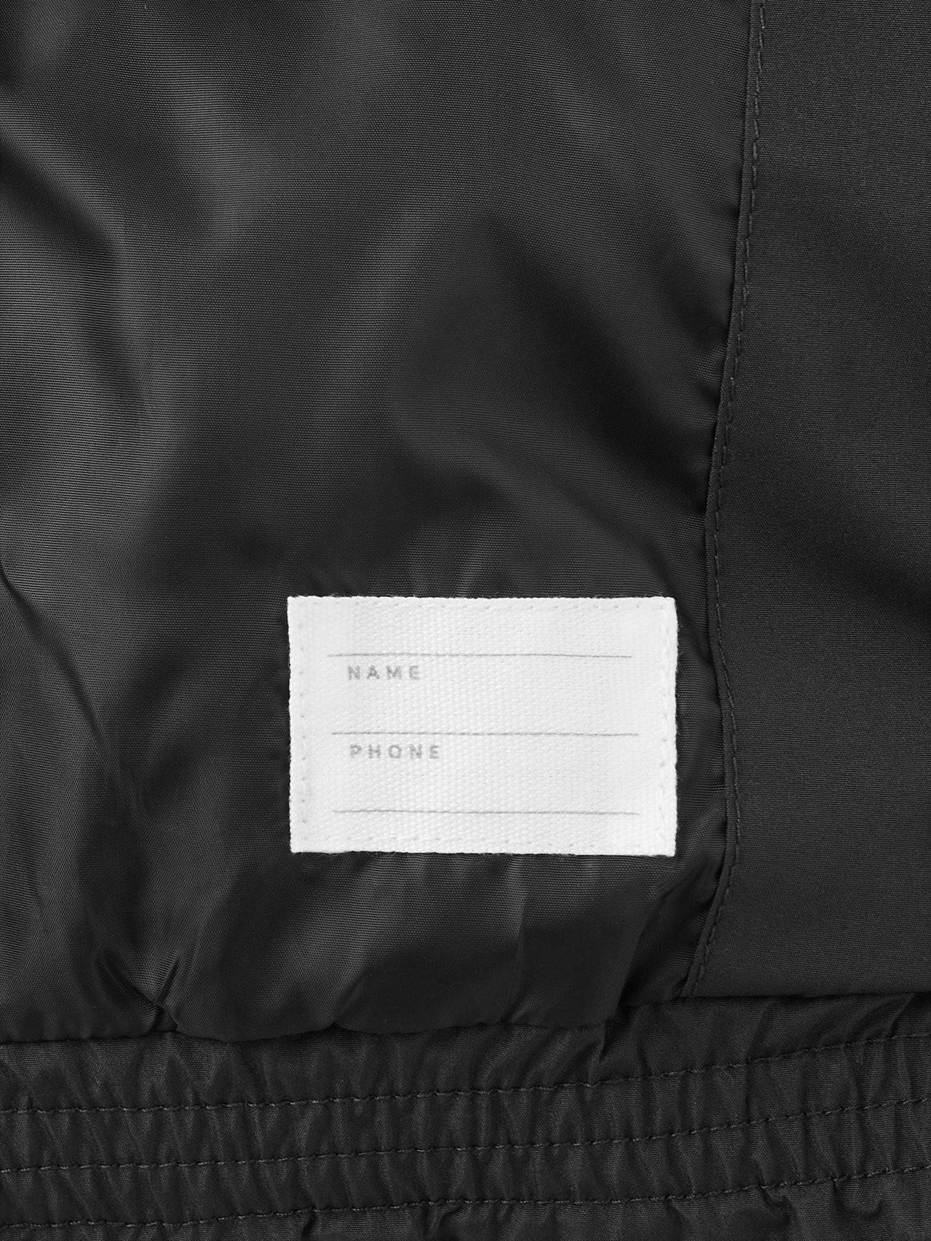 mango-boys-hooded-gilet-blackoutfit