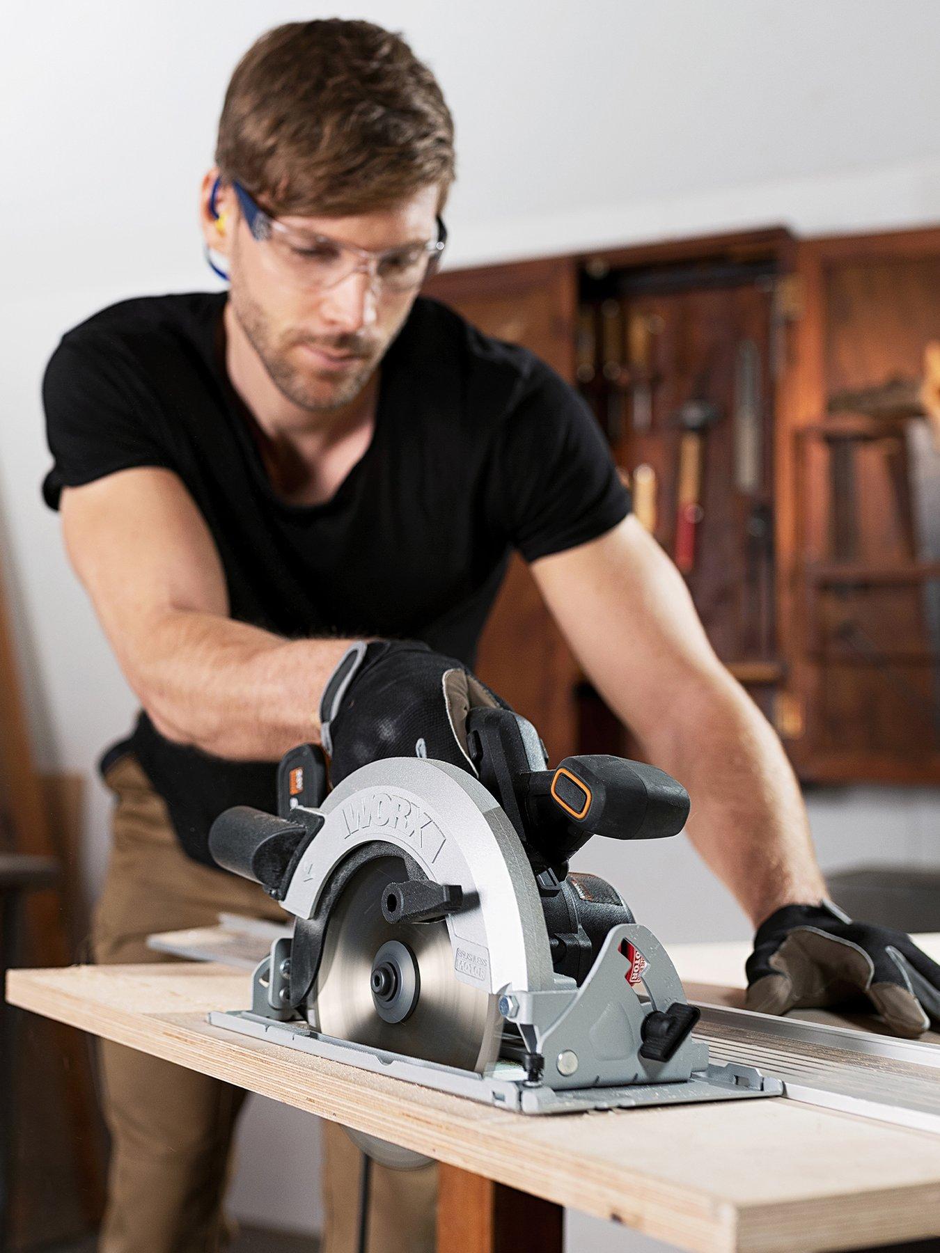 Image 4 of 7 of Worx 20V PowerShare 190mm Cordless Brushless Circular Saw - Tool Only