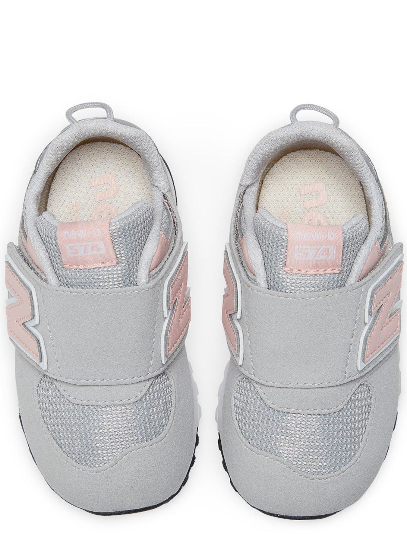 new-balance-infant-574-trainer-pinkoutfit