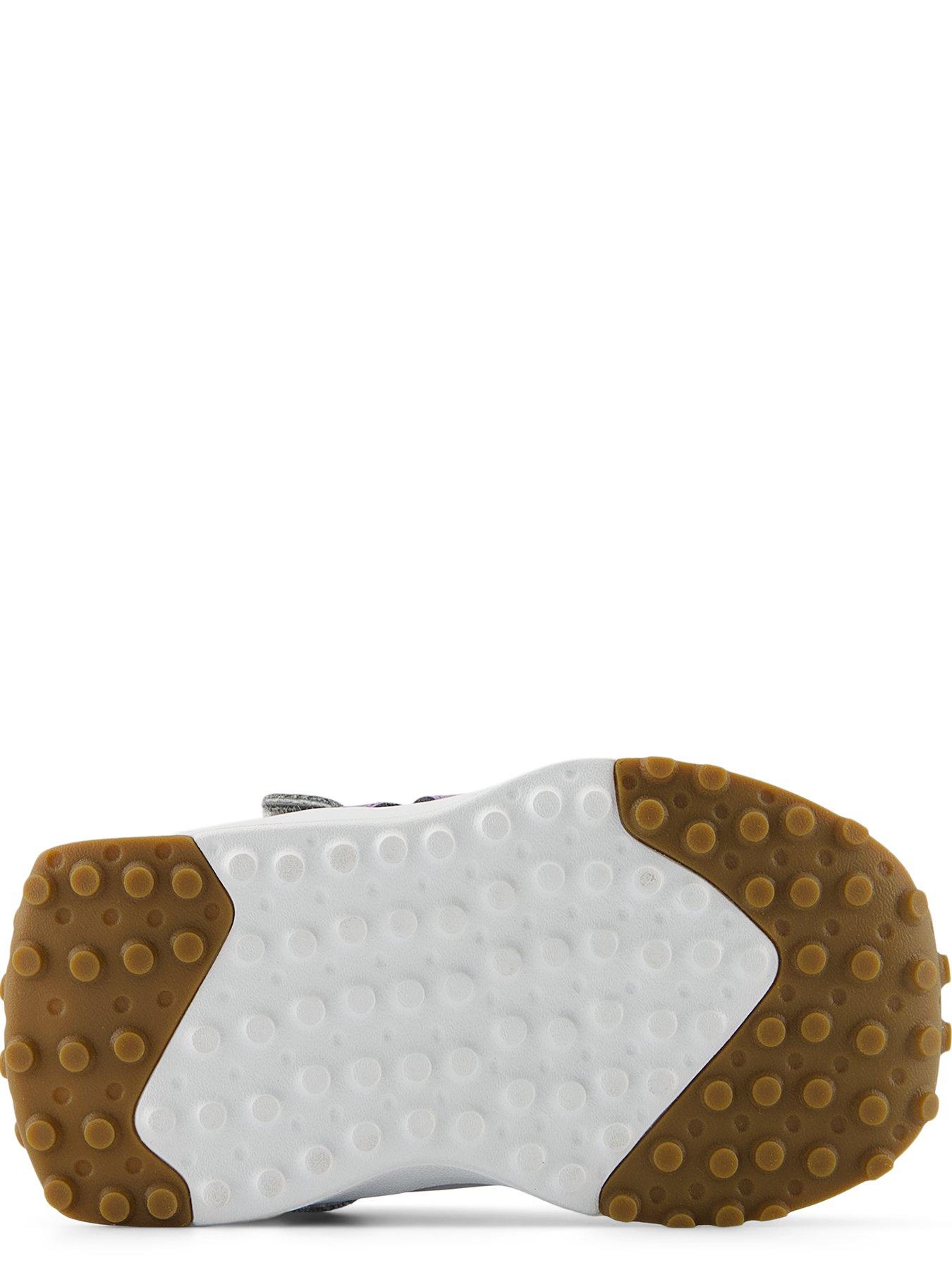 new-balance-infant-327-trainer-greydetail