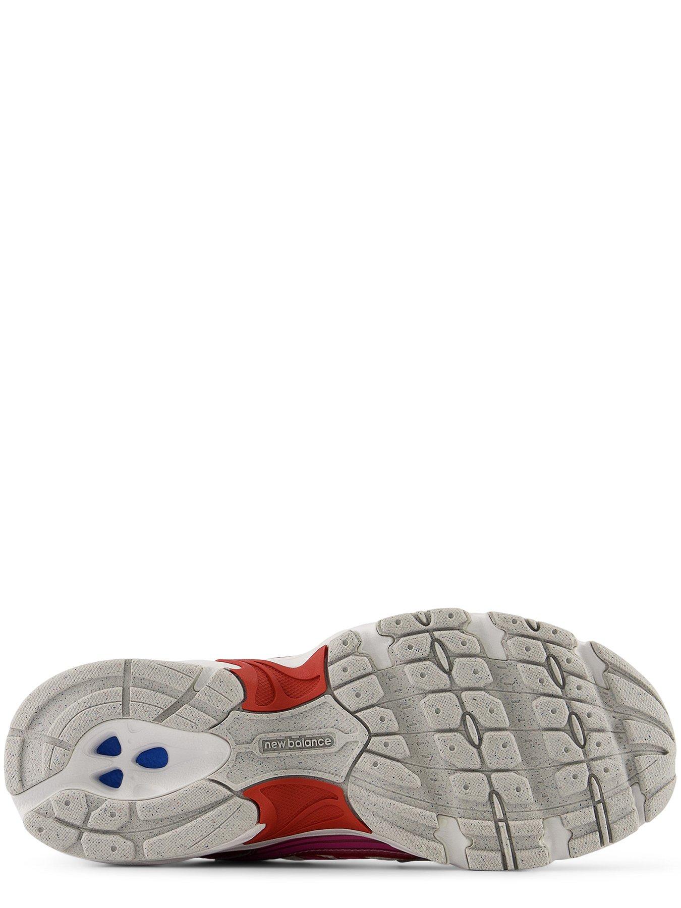 new-balance-junior-530-trainer-pinkdetail