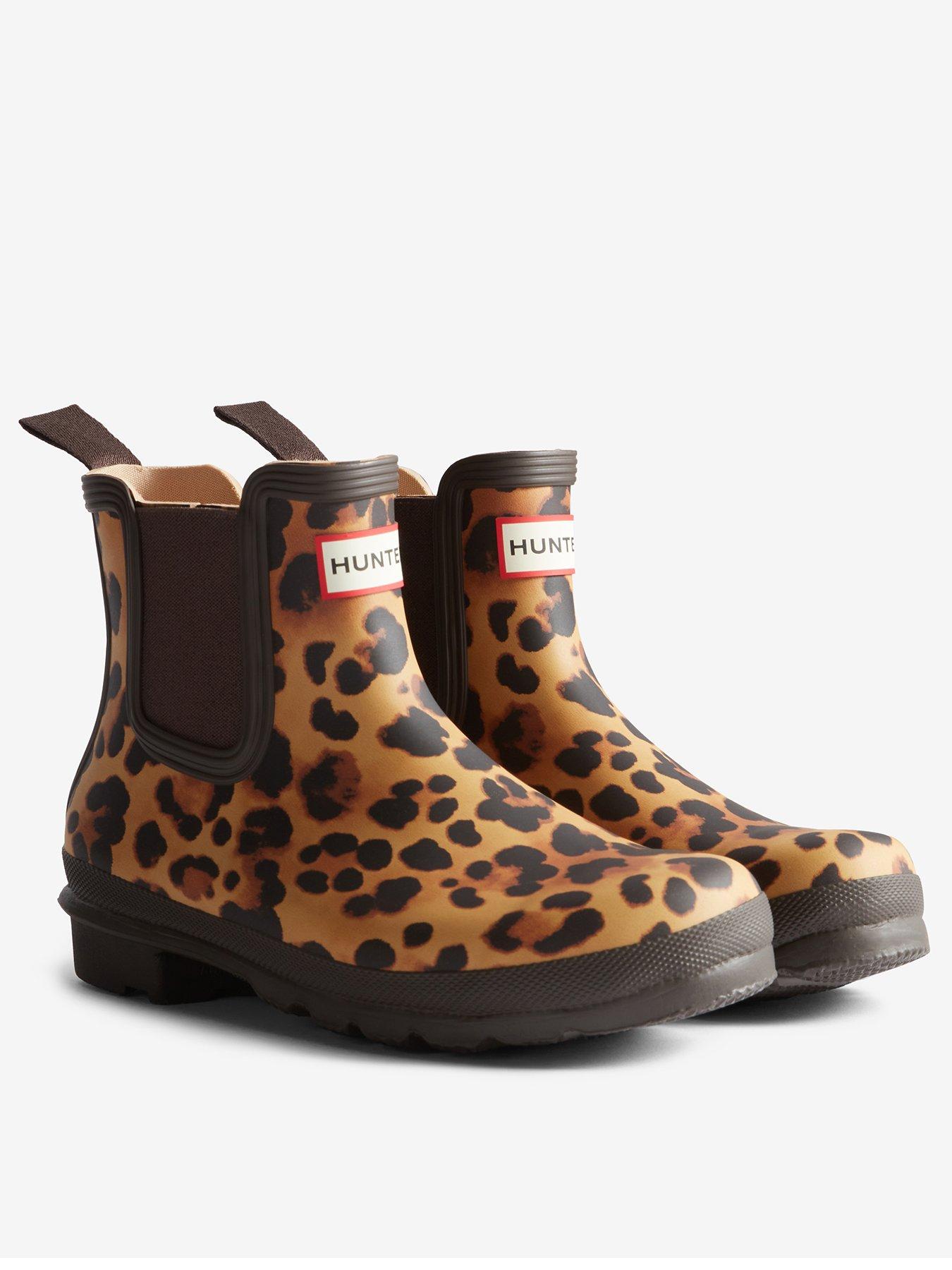 hunter-womens-original-chelsea-leopard-print-boot-multi