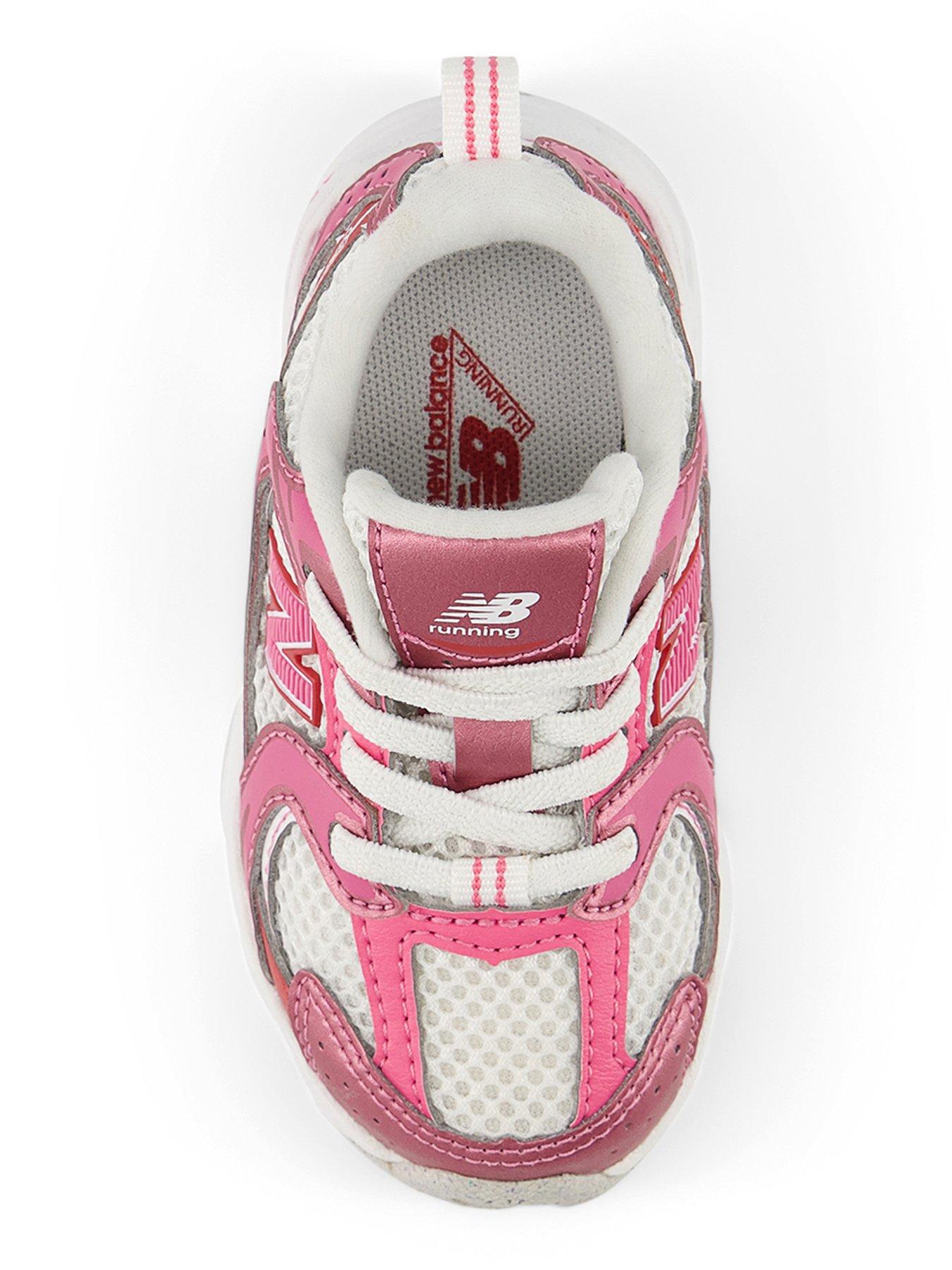 new-balance-infant-530-trainer-pinkoutfit