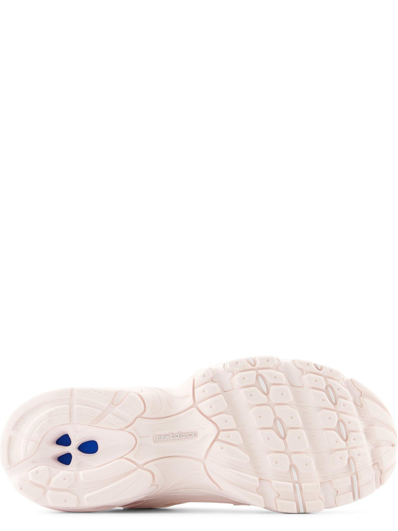 new-balance-junior-530-trainer-pinkdetail