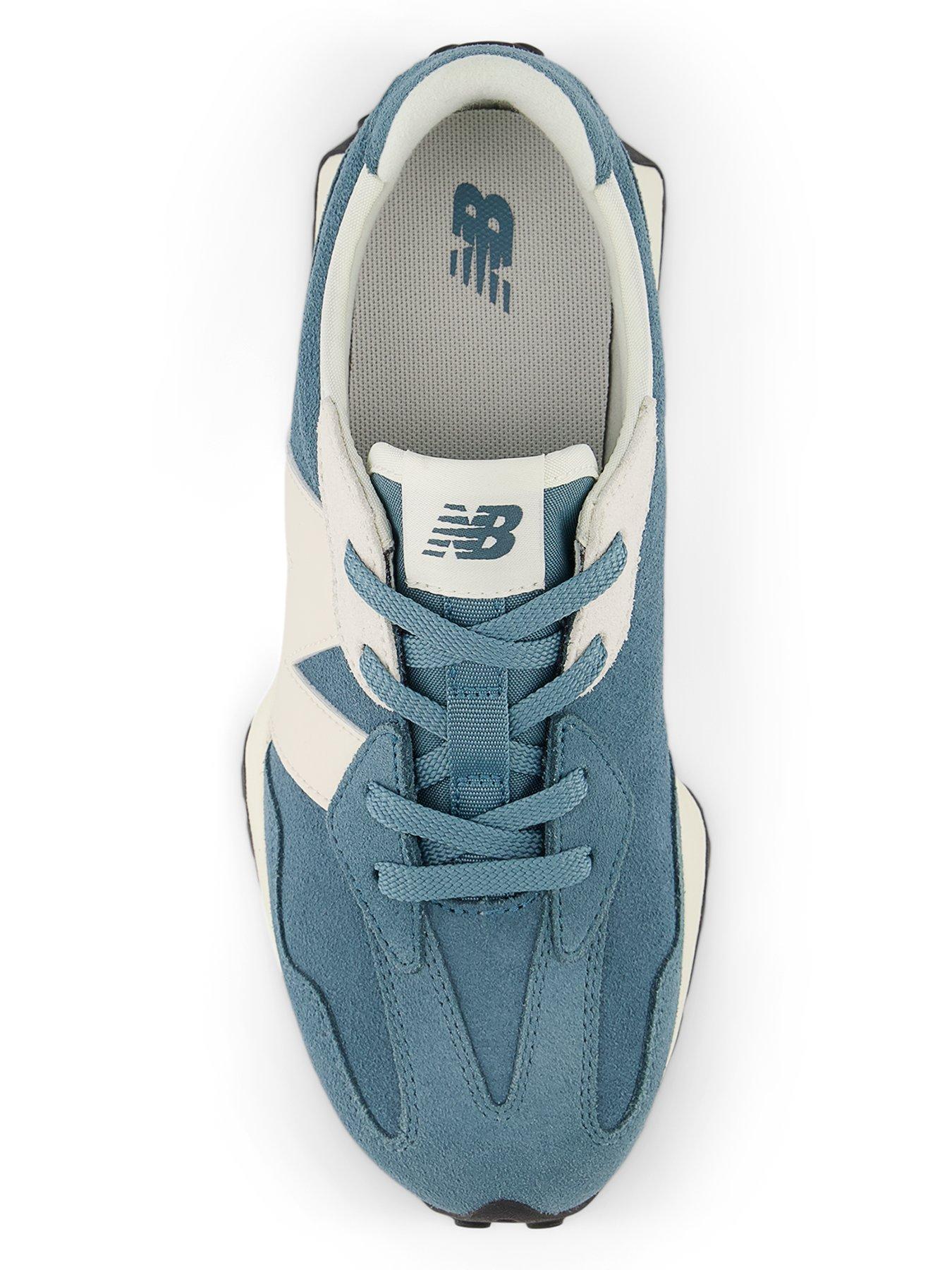 new-balance-junior-327-trainer-greenoutfit