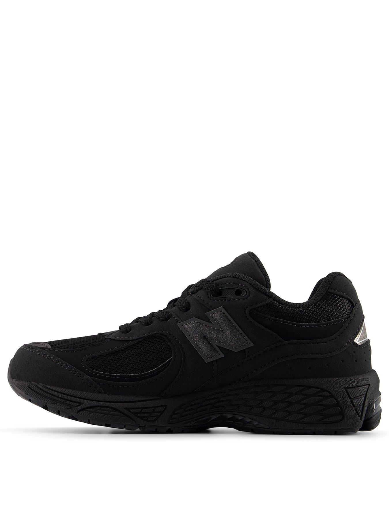 new-balance-junior-2002-trainer-blackback
