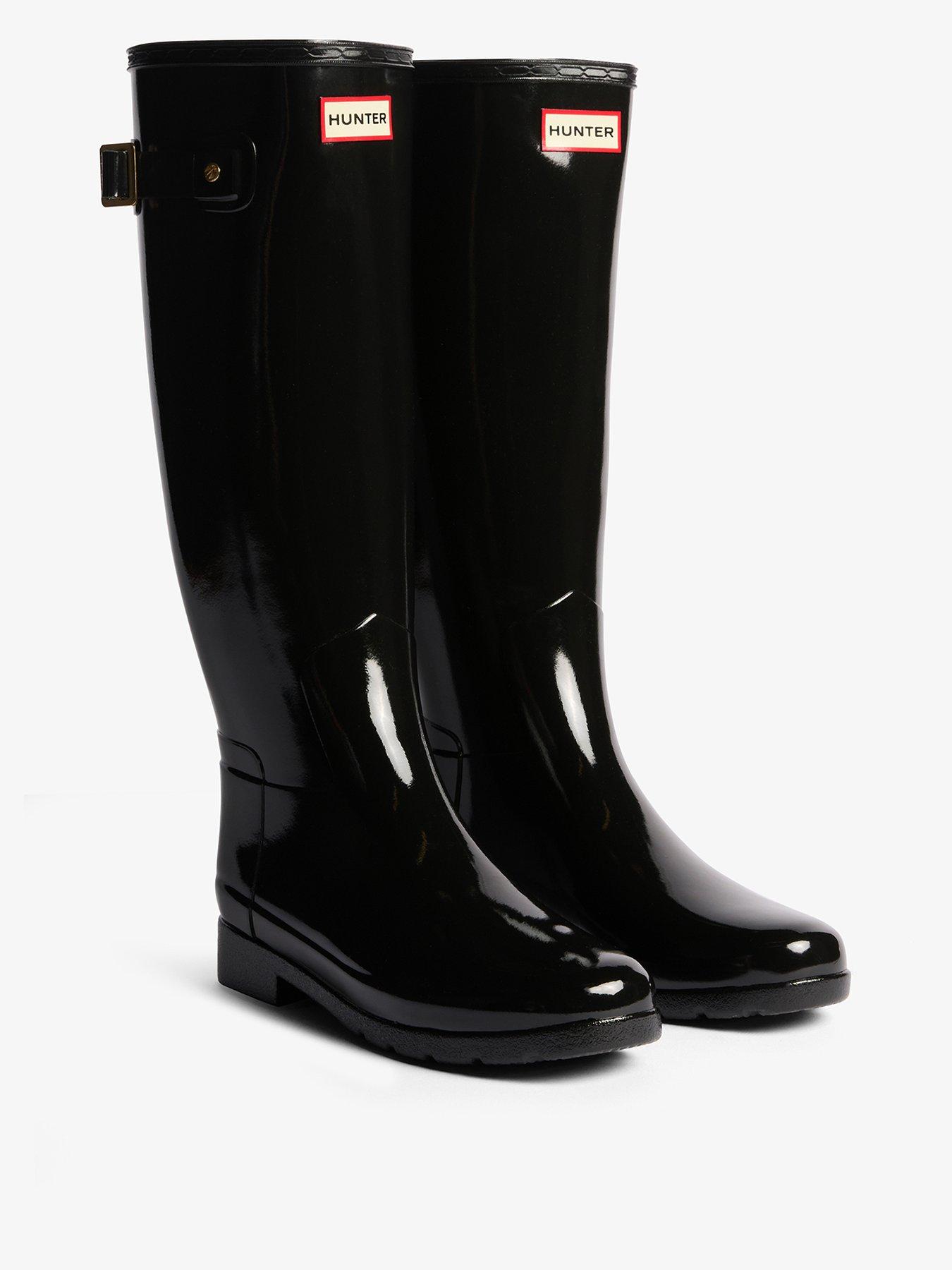 hunter-refined-gold-trim-tall-gloss-wellington-boots-black